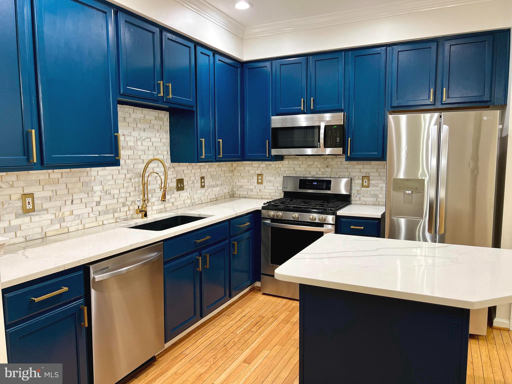 GREENHILL CROSSING - Residential Lease