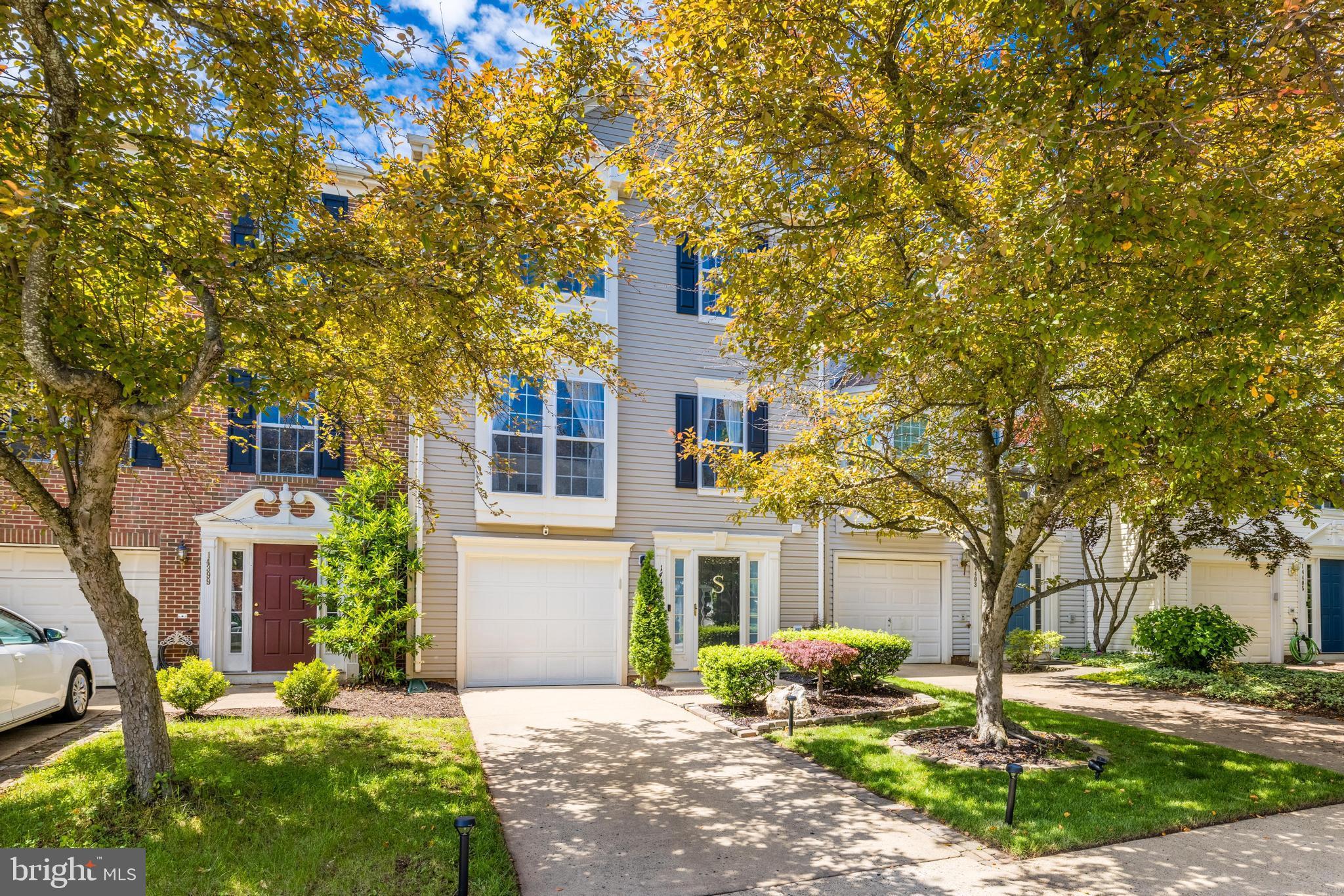 GREENHILL CROSSING - Residential Lease