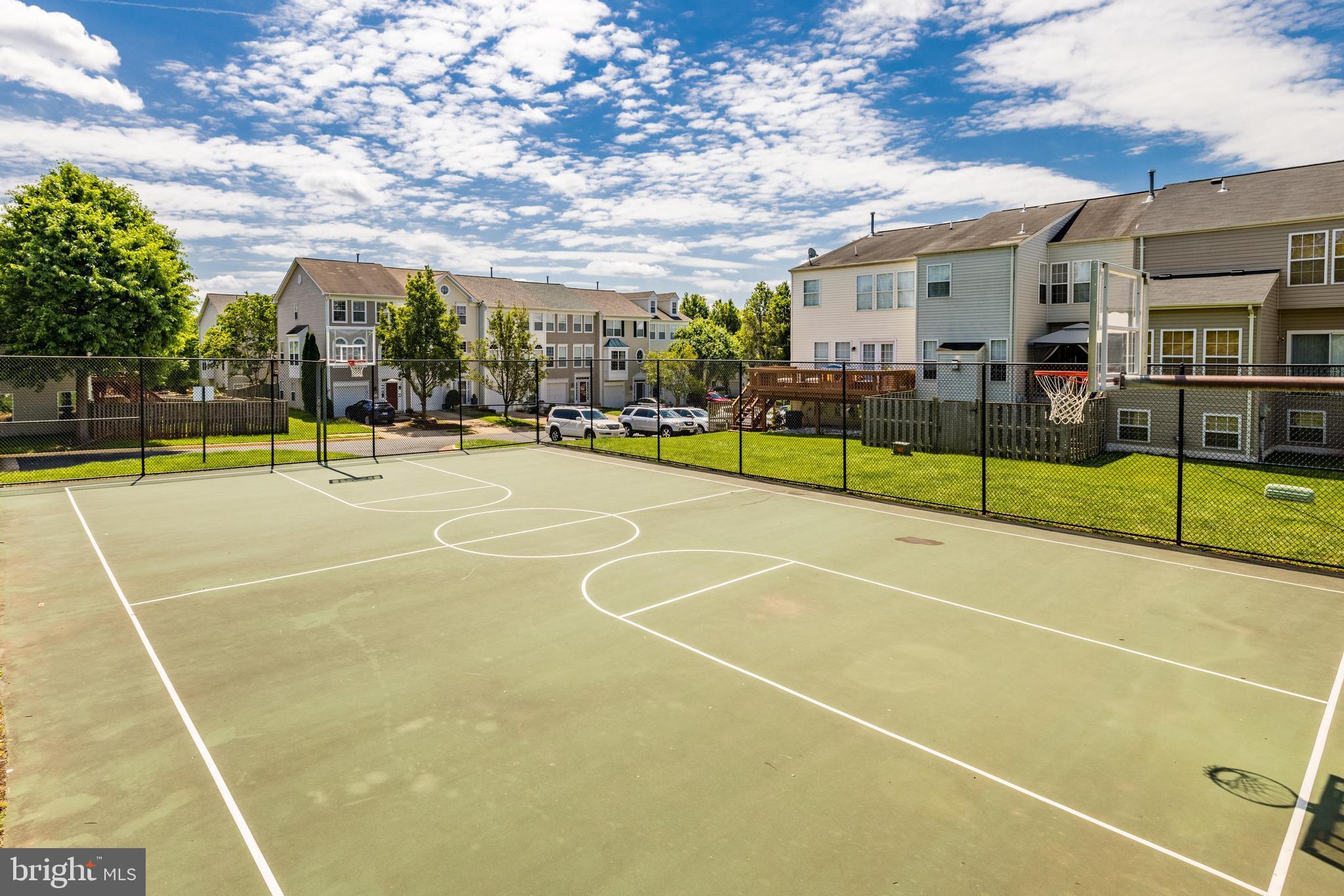 GREENHILL CROSSING - Residential Lease