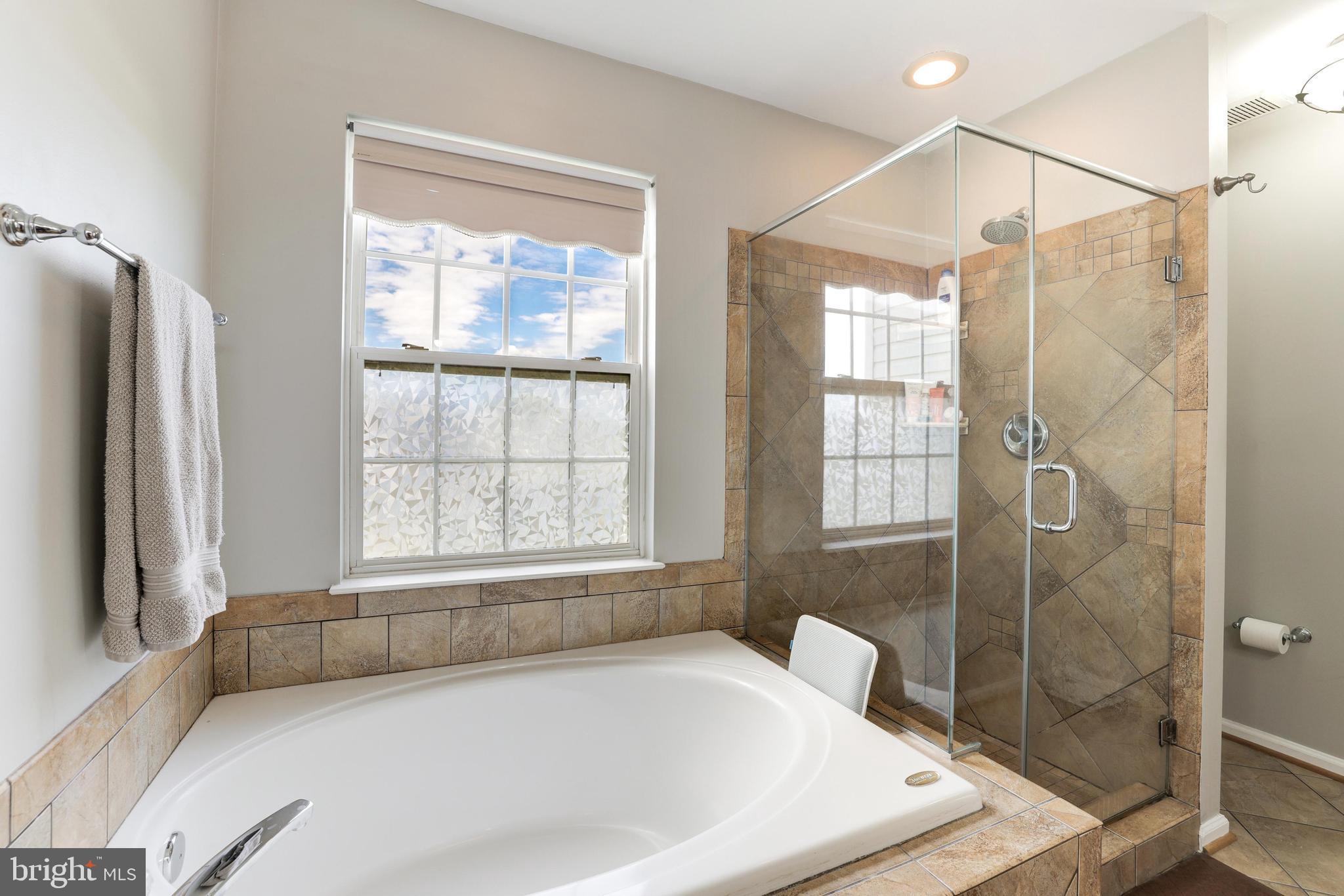 GREENHILL CROSSING - Residential Lease