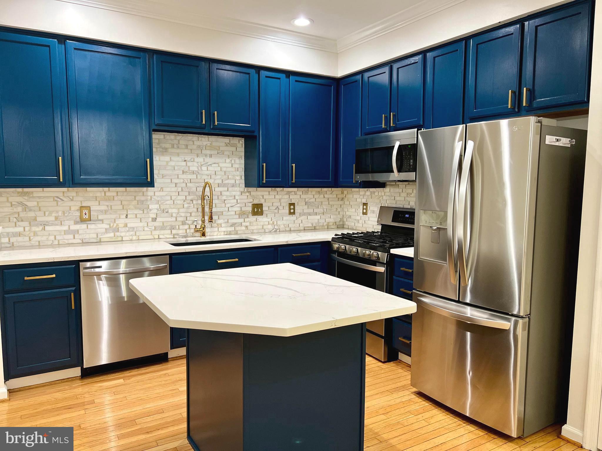 GREENHILL CROSSING - Residential Lease