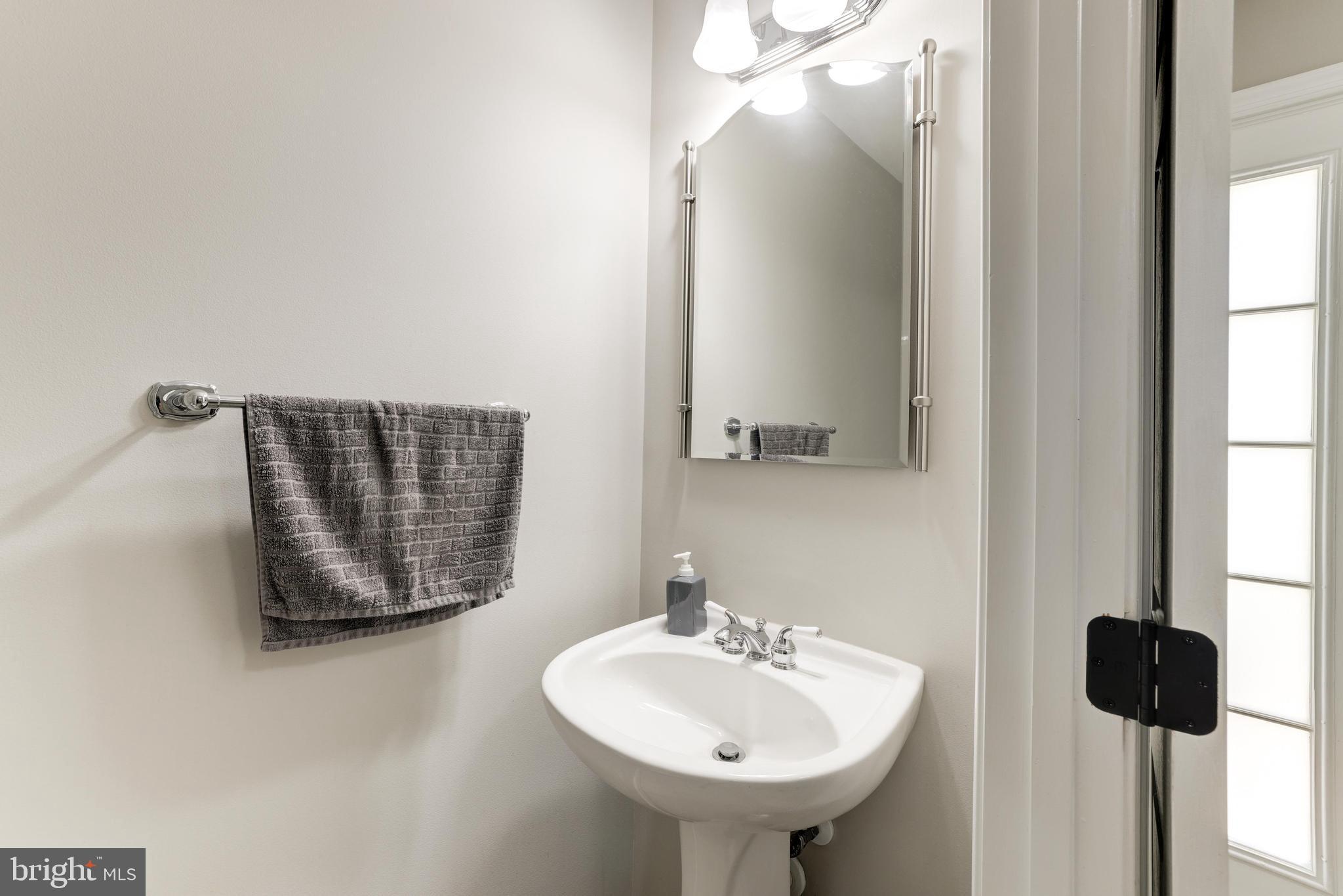 GREENHILL CROSSING - Residential Lease