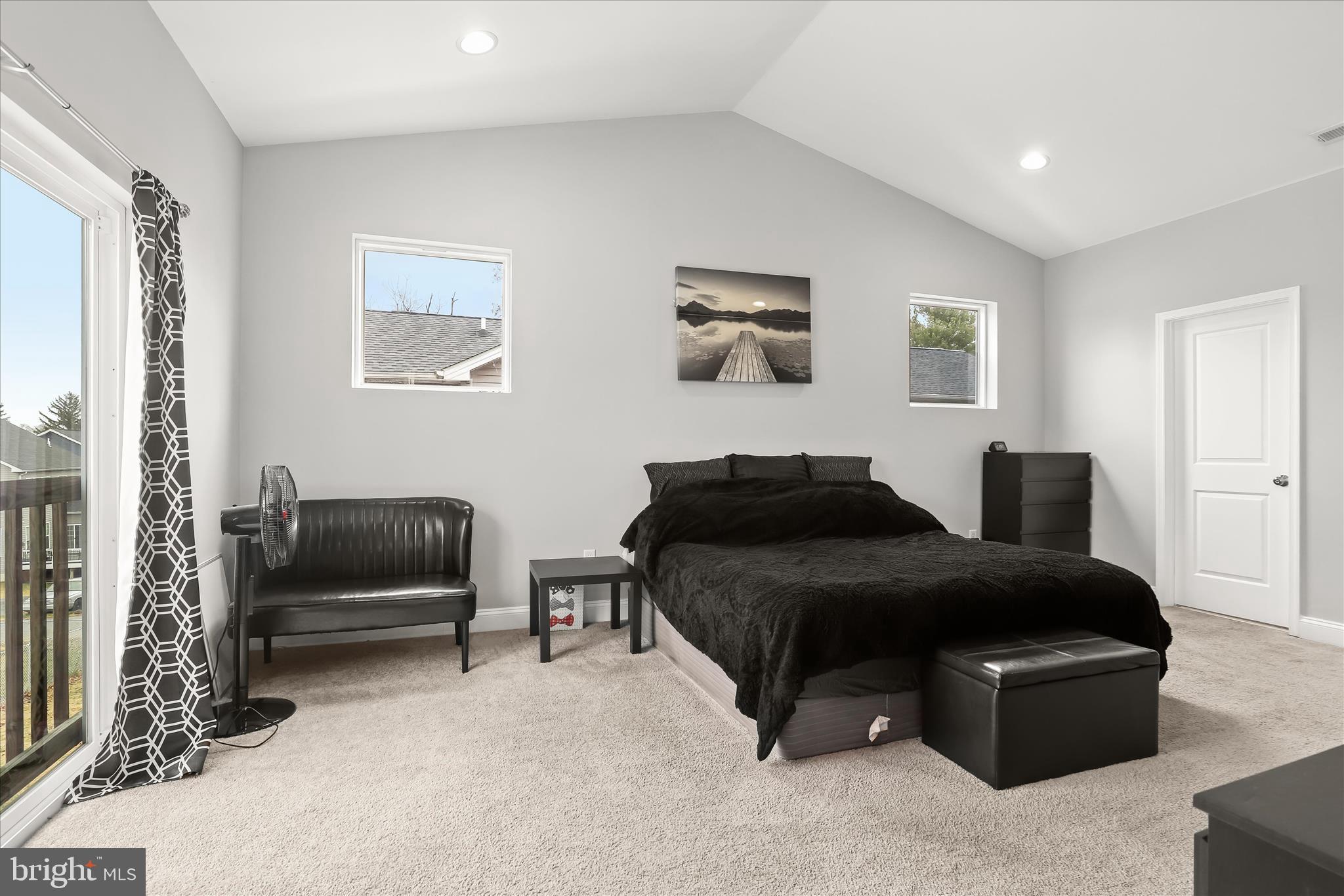 BRIGHTON - Residential