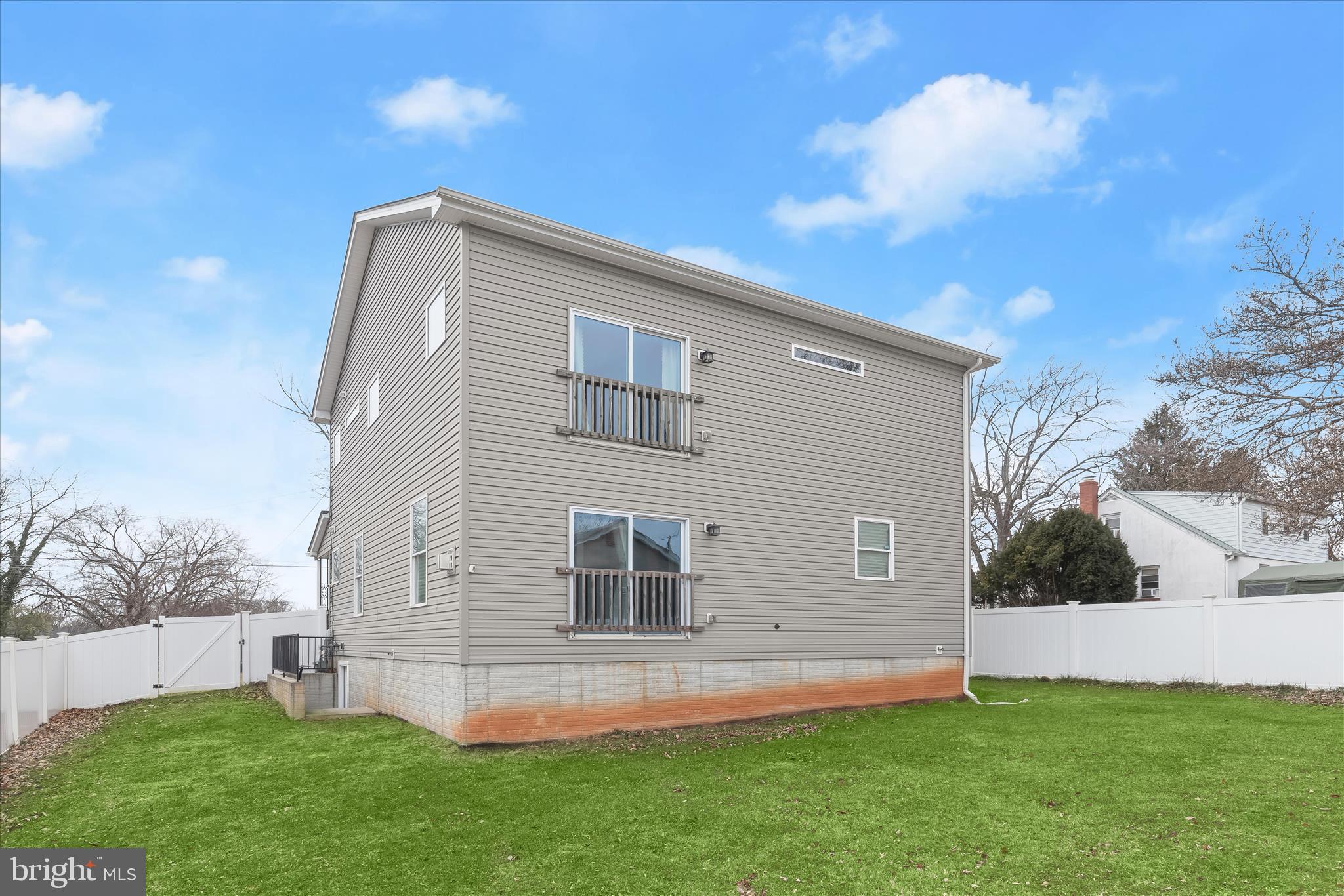 BRIGHTON - Residential