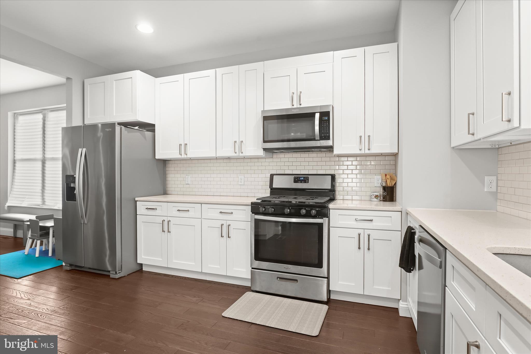 BRIGHTON - Residential