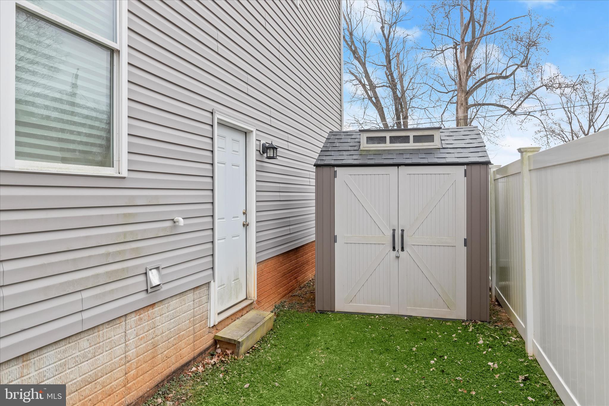 BRIGHTON - Residential