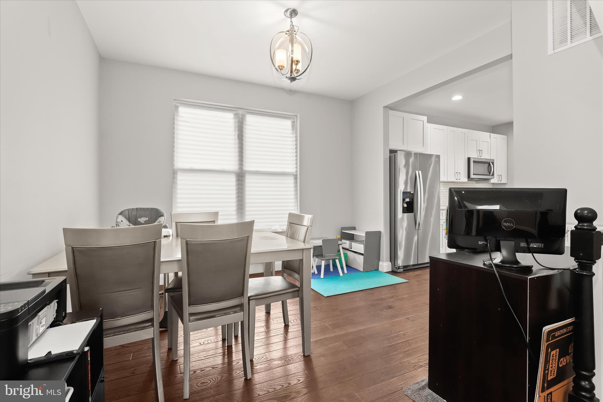 BRIGHTON - Residential