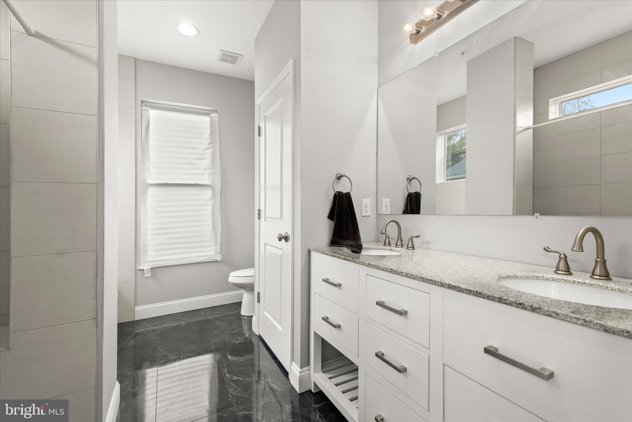 BRIGHTON - Residential