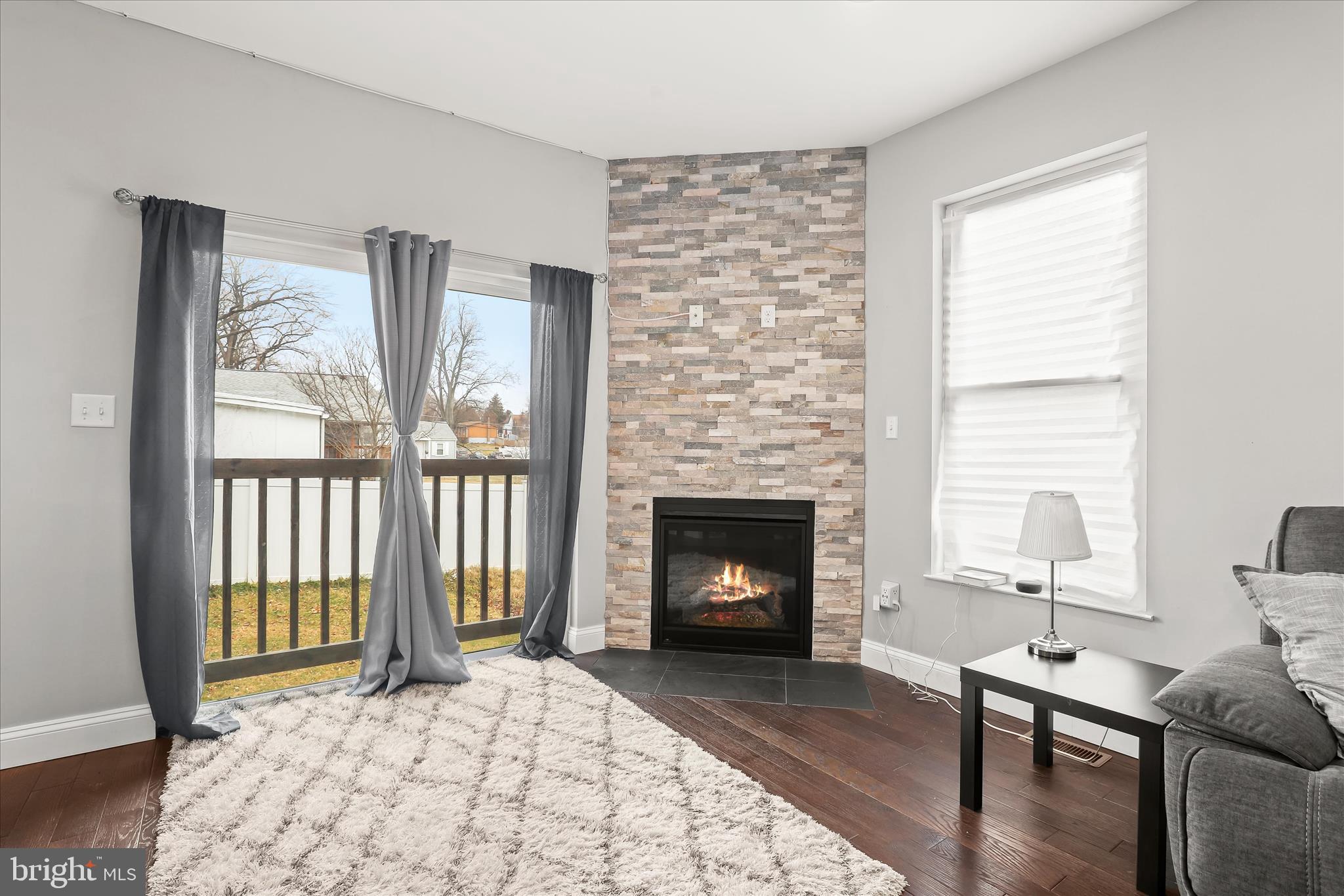 BRIGHTON - Residential