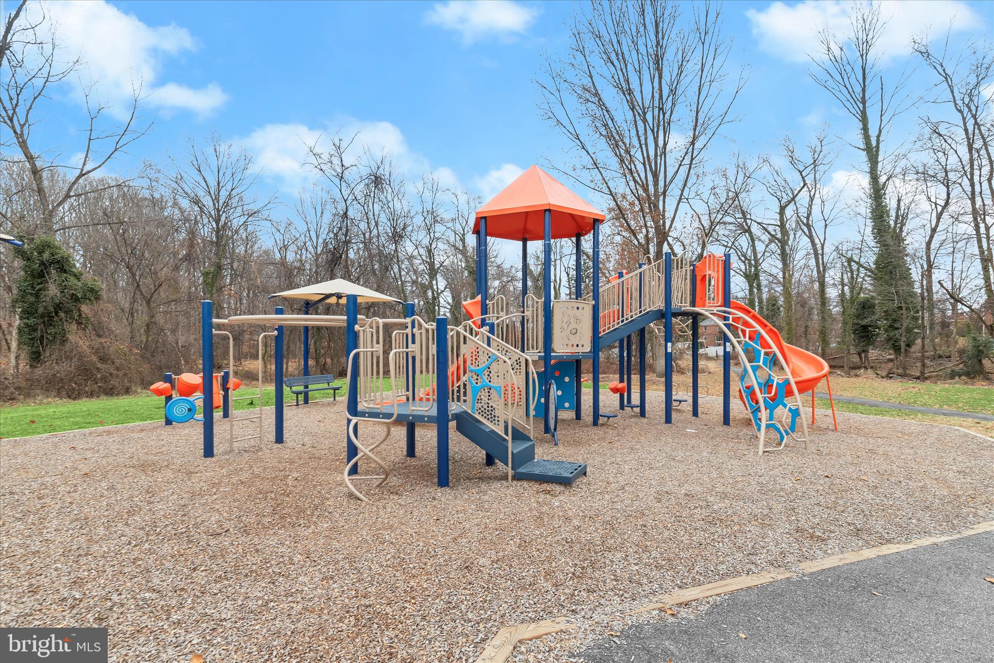 BRIGHTON - Residential