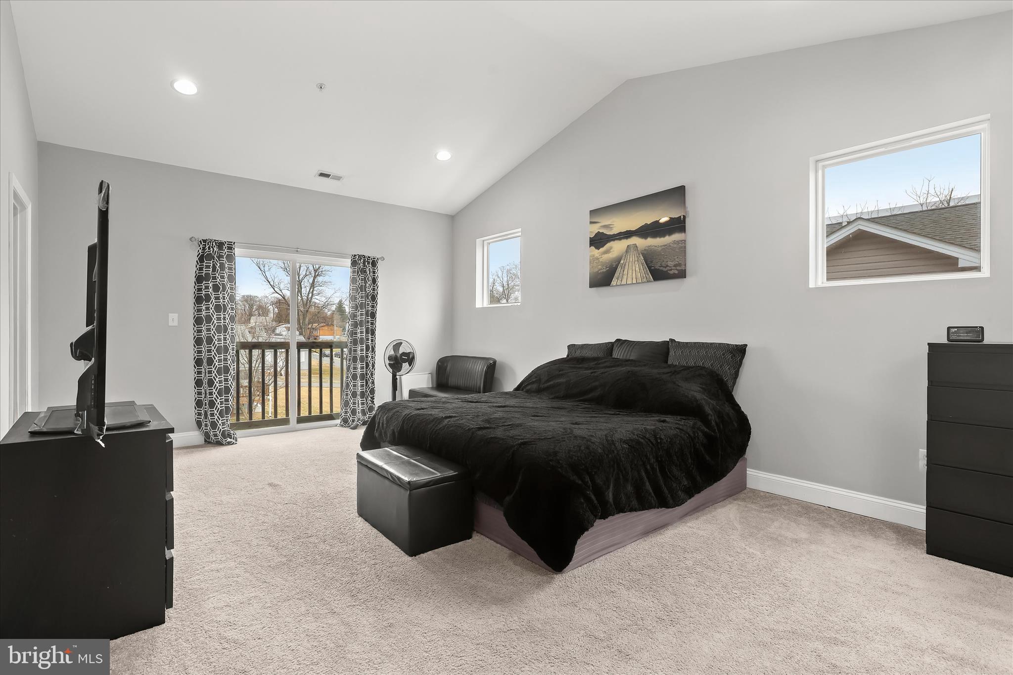 BRIGHTON - Residential