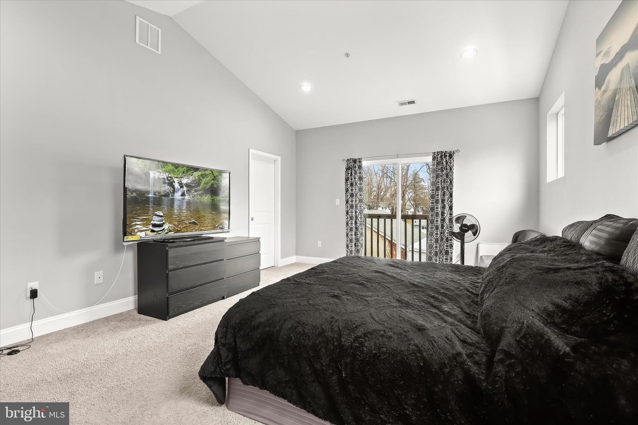 BRIGHTON - Residential