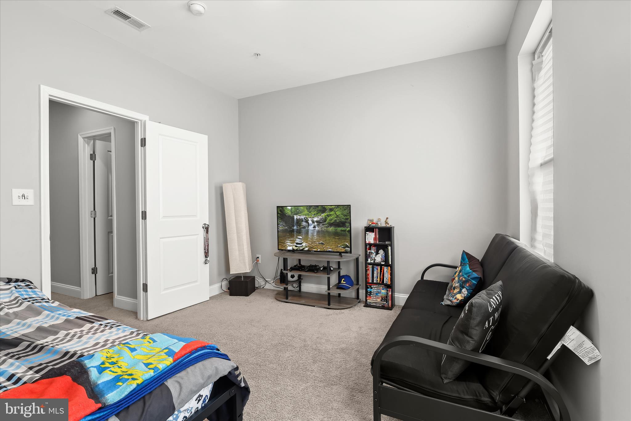 BRIGHTON - Residential