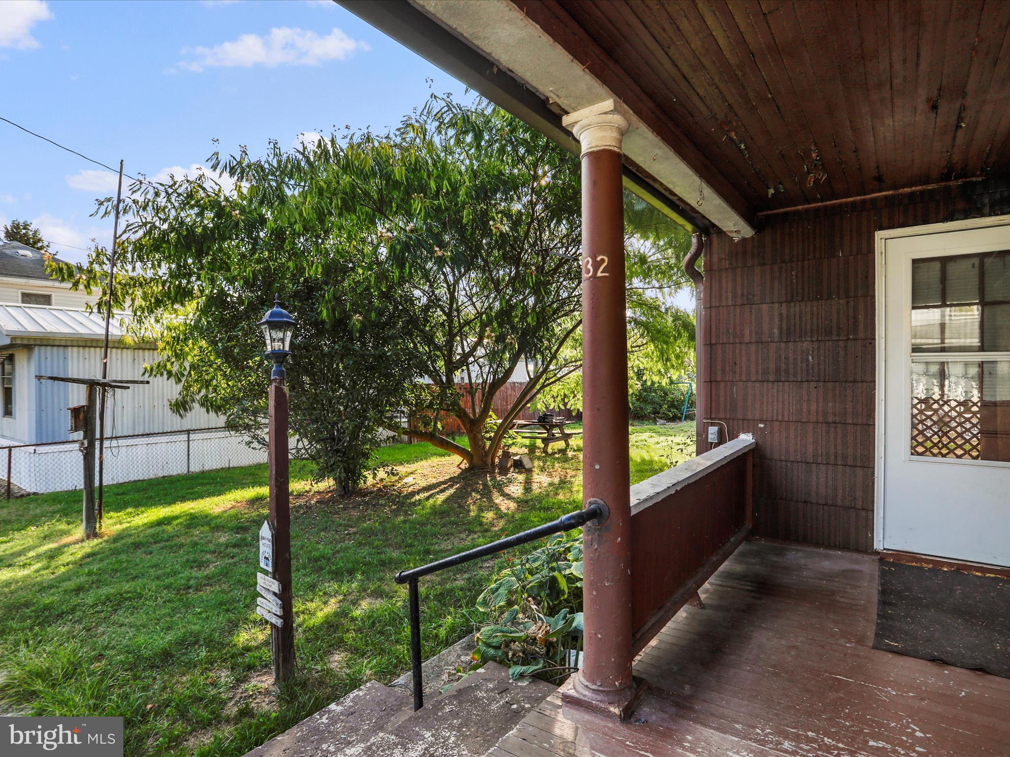 WEST END - Residential