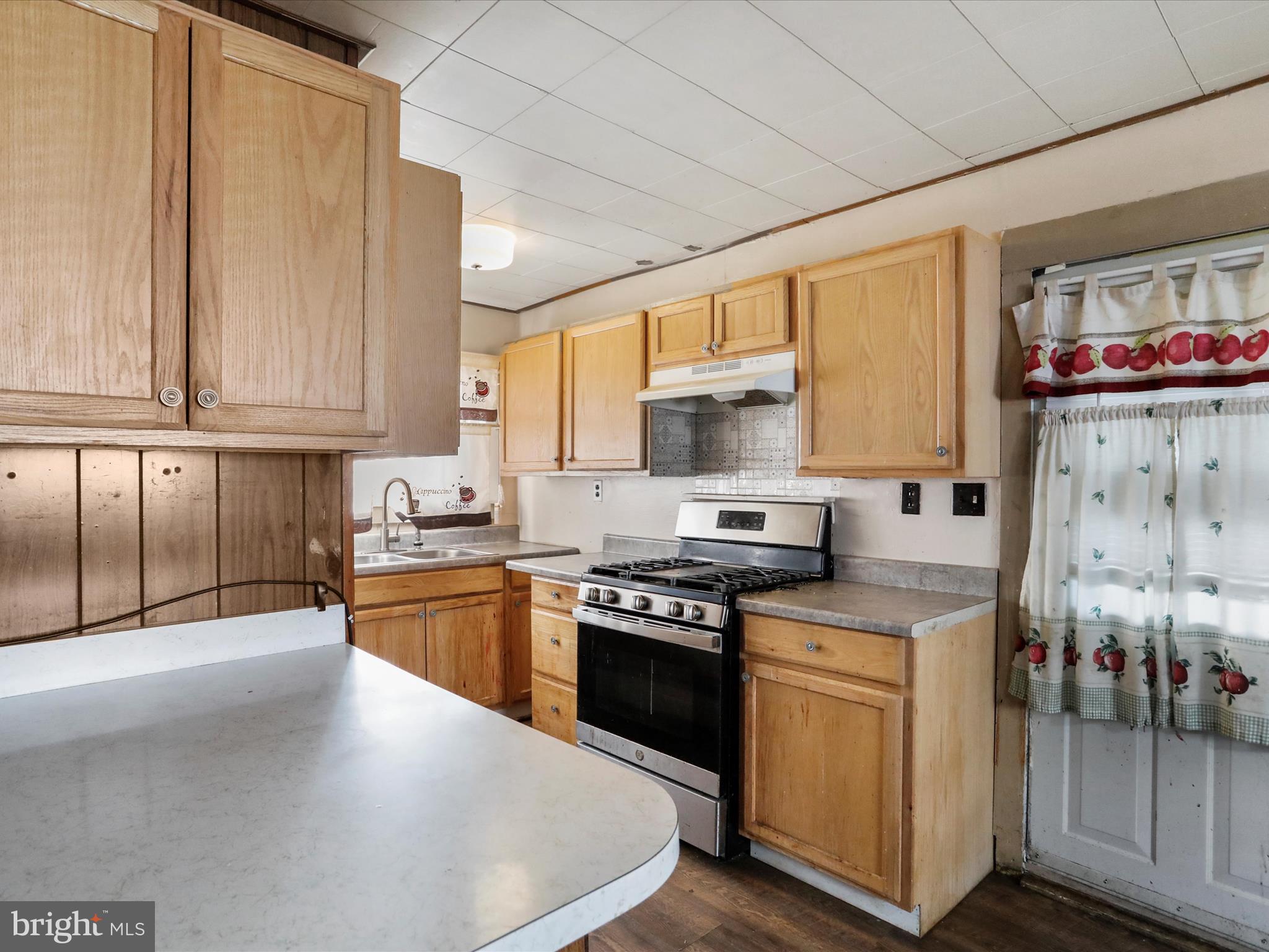 WEST END - Residential