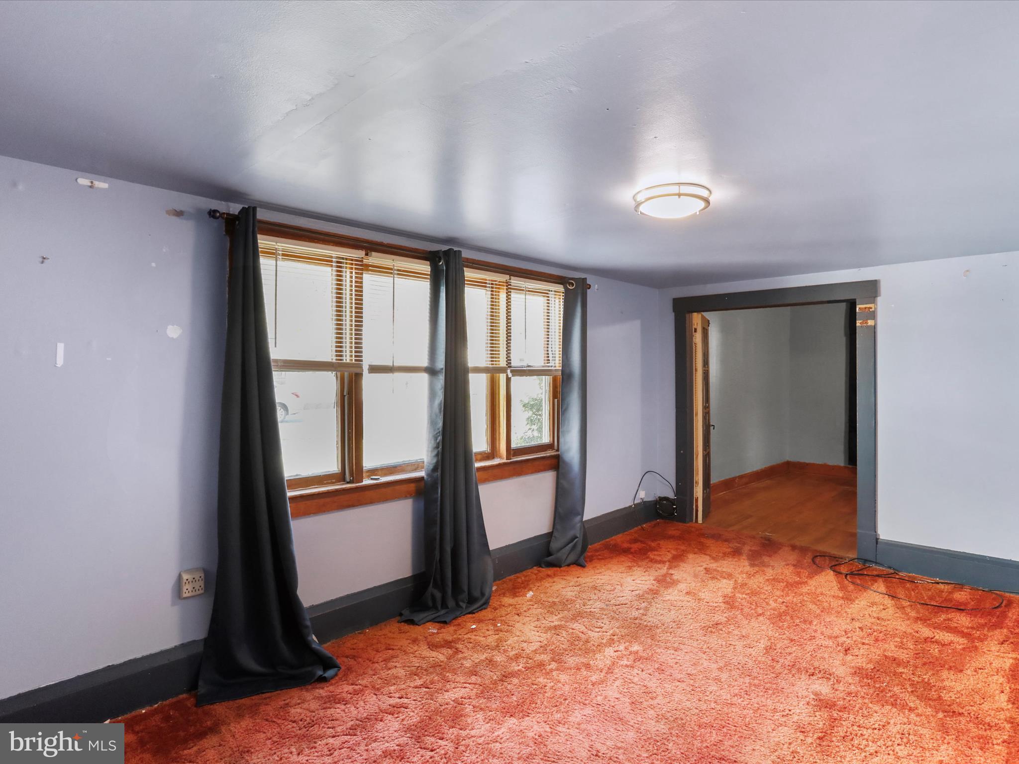 WEST END - Residential