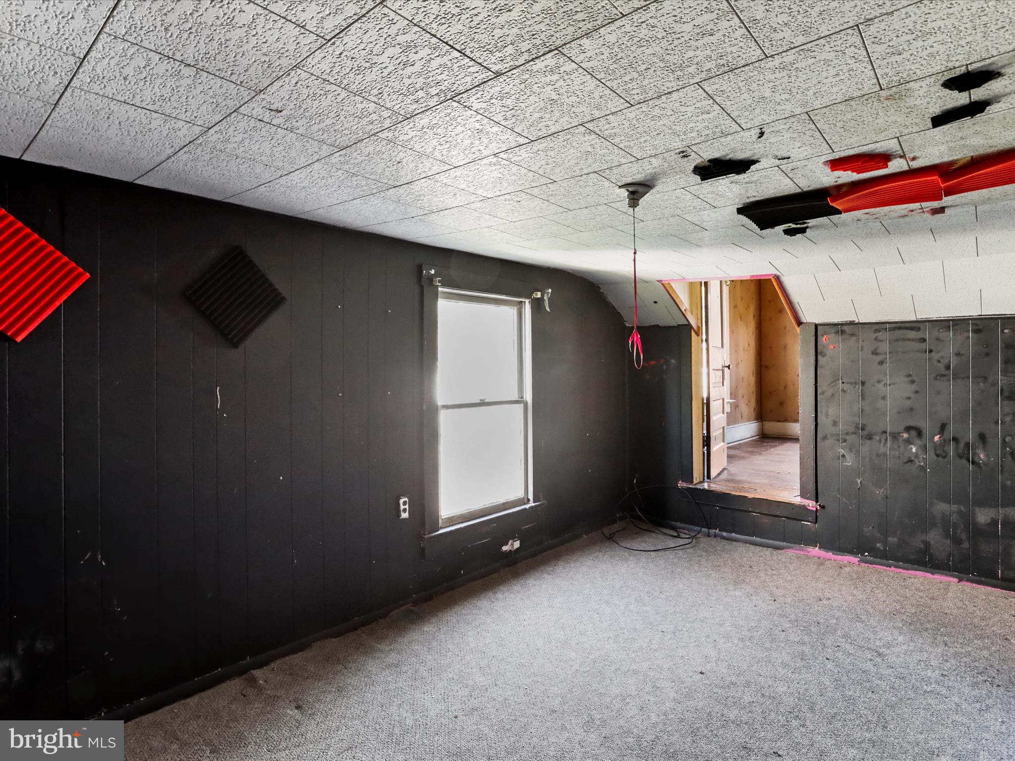 WEST END - Residential