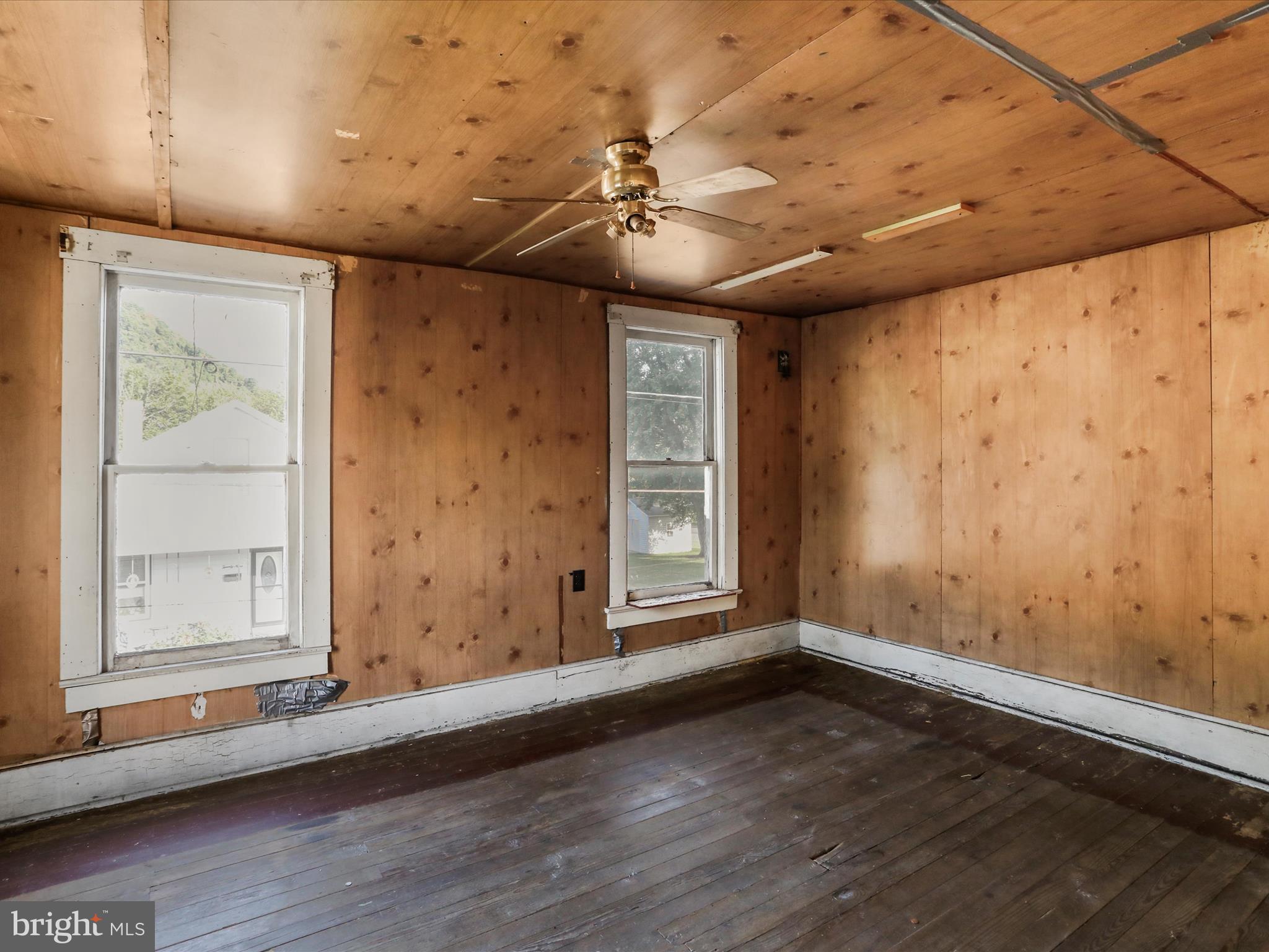 WEST END - Residential