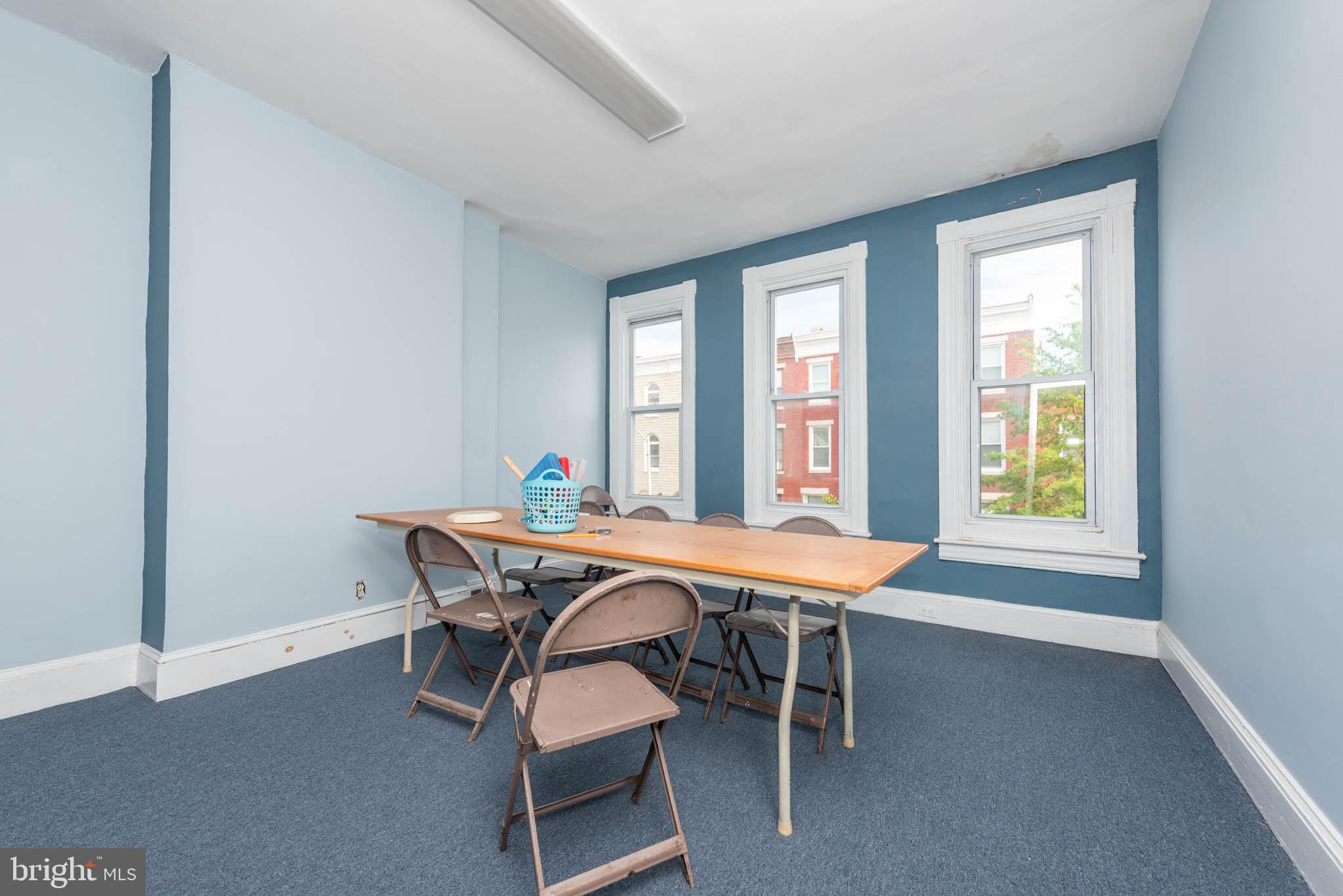 BARCLAY - Residential