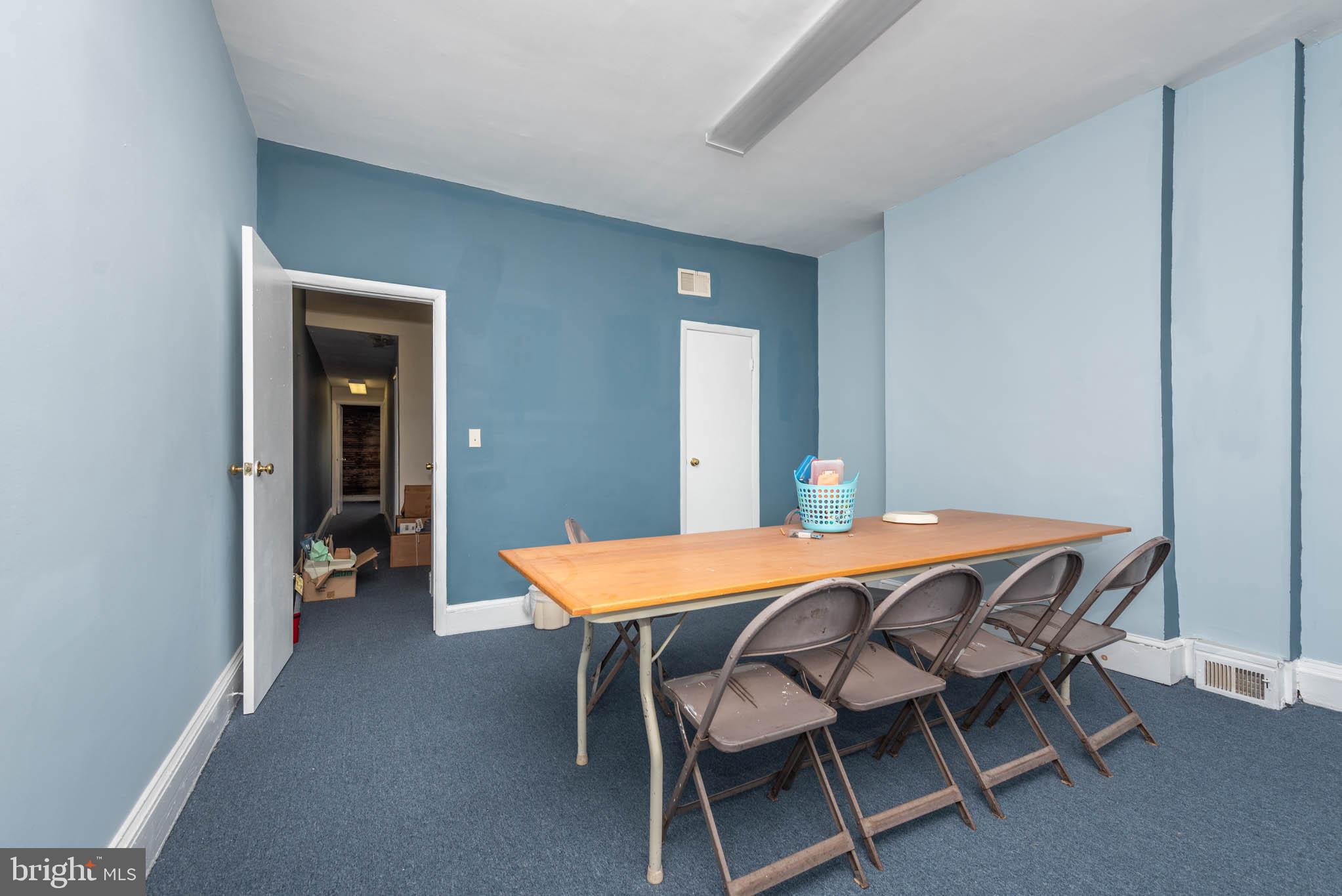 BARCLAY - Residential