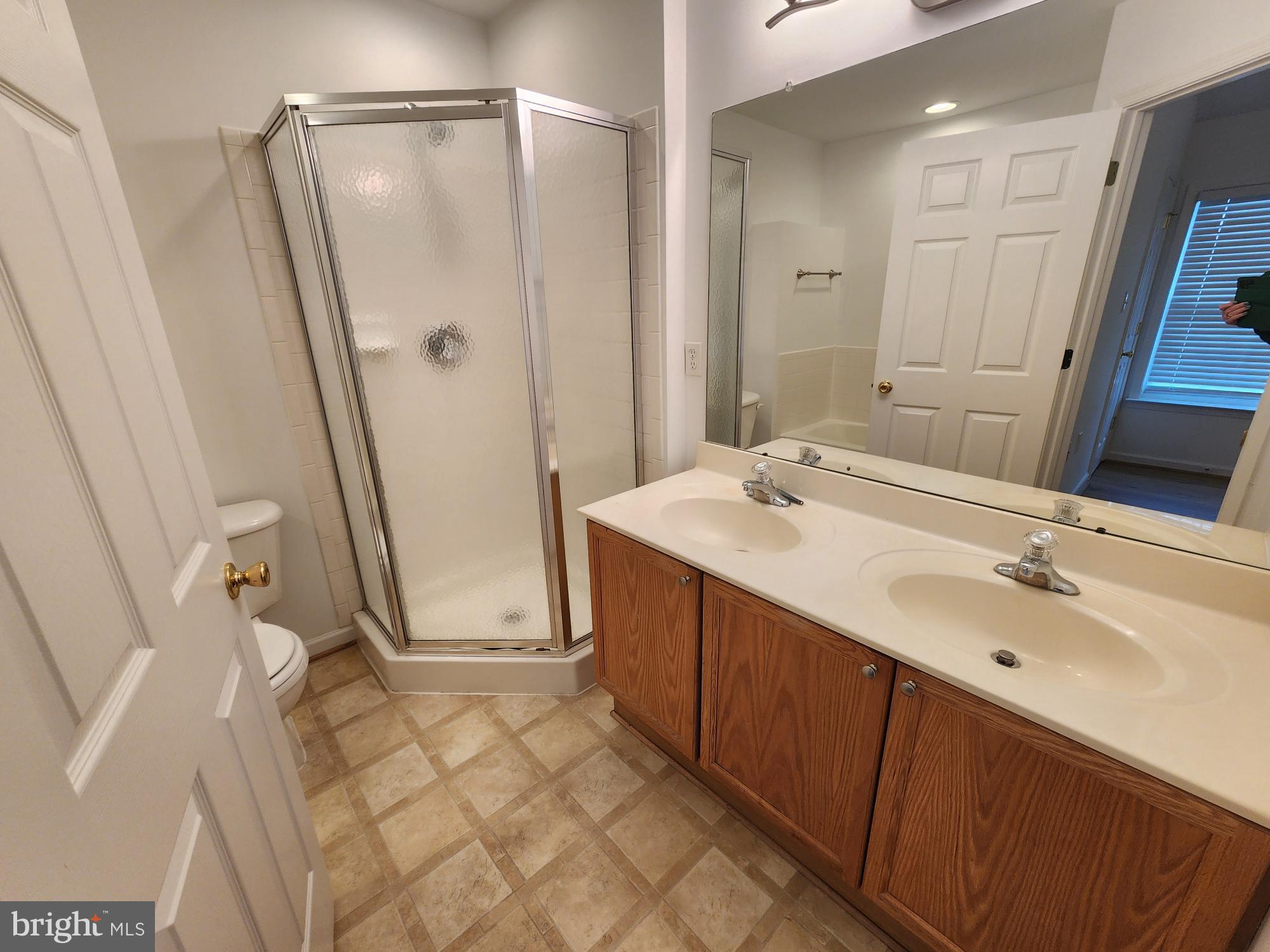 GREEN MEADOWS - Residential