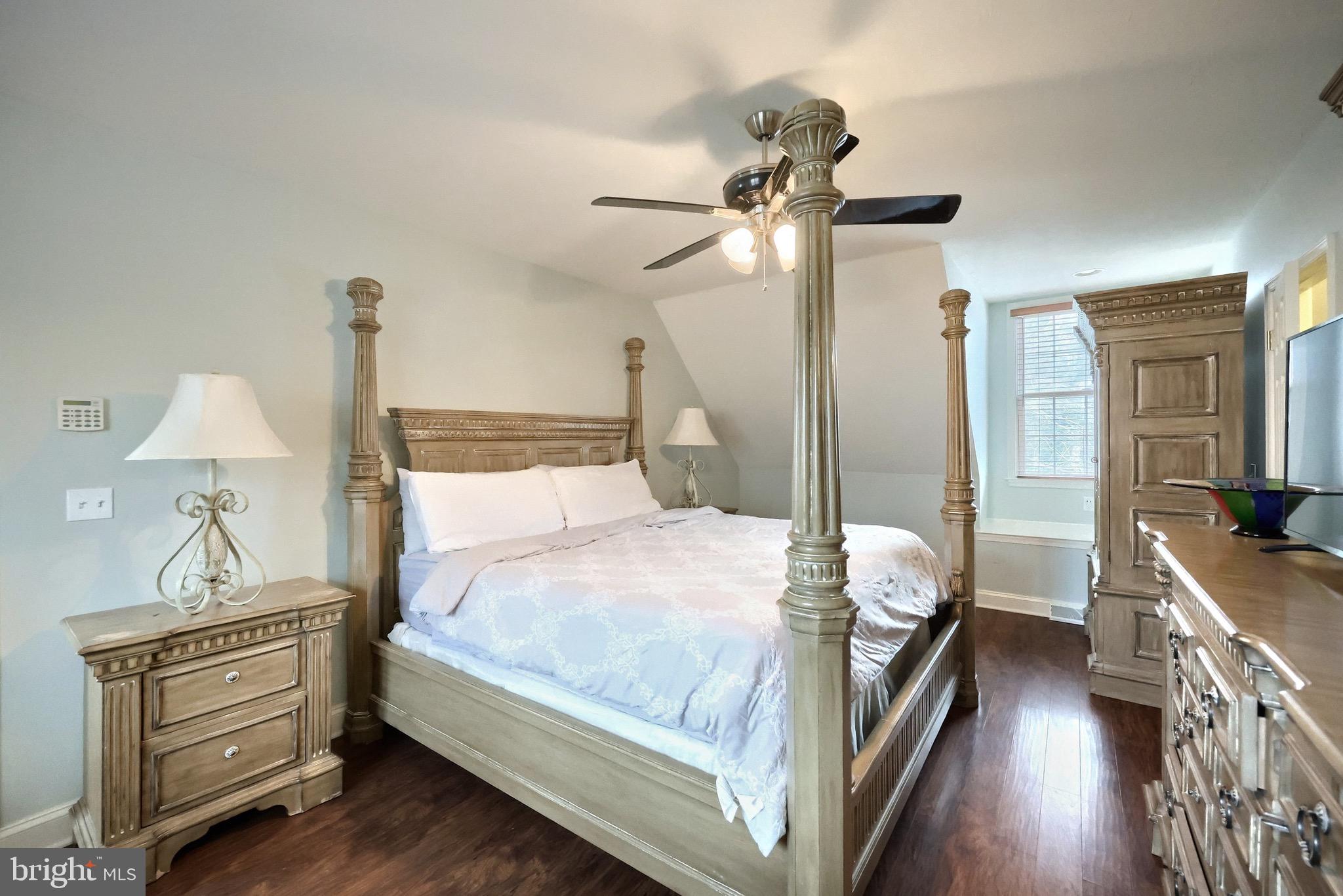 THE AVENUES - Residential