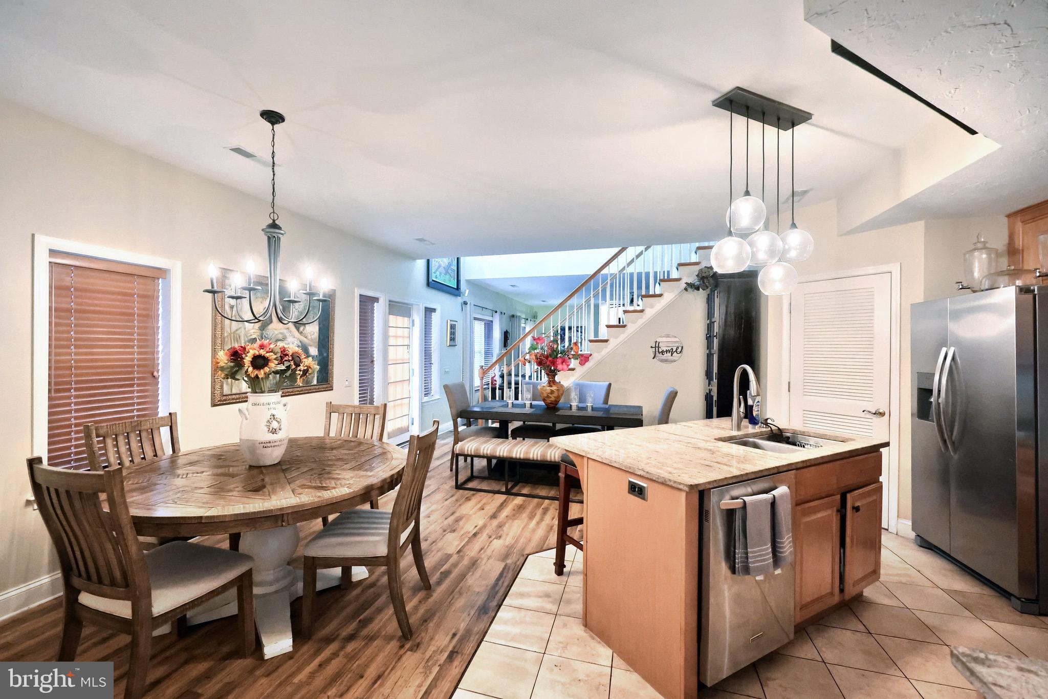 THE AVENUES - Residential