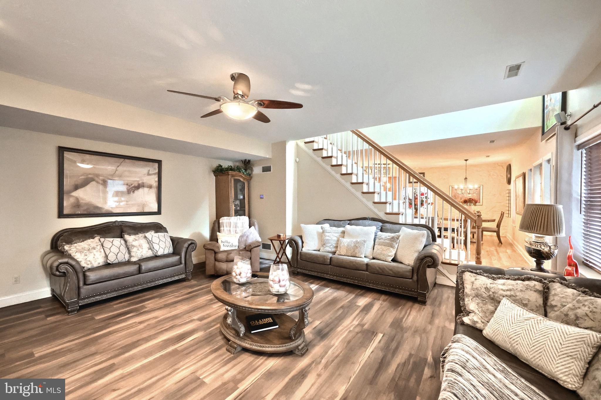 THE AVENUES - Residential