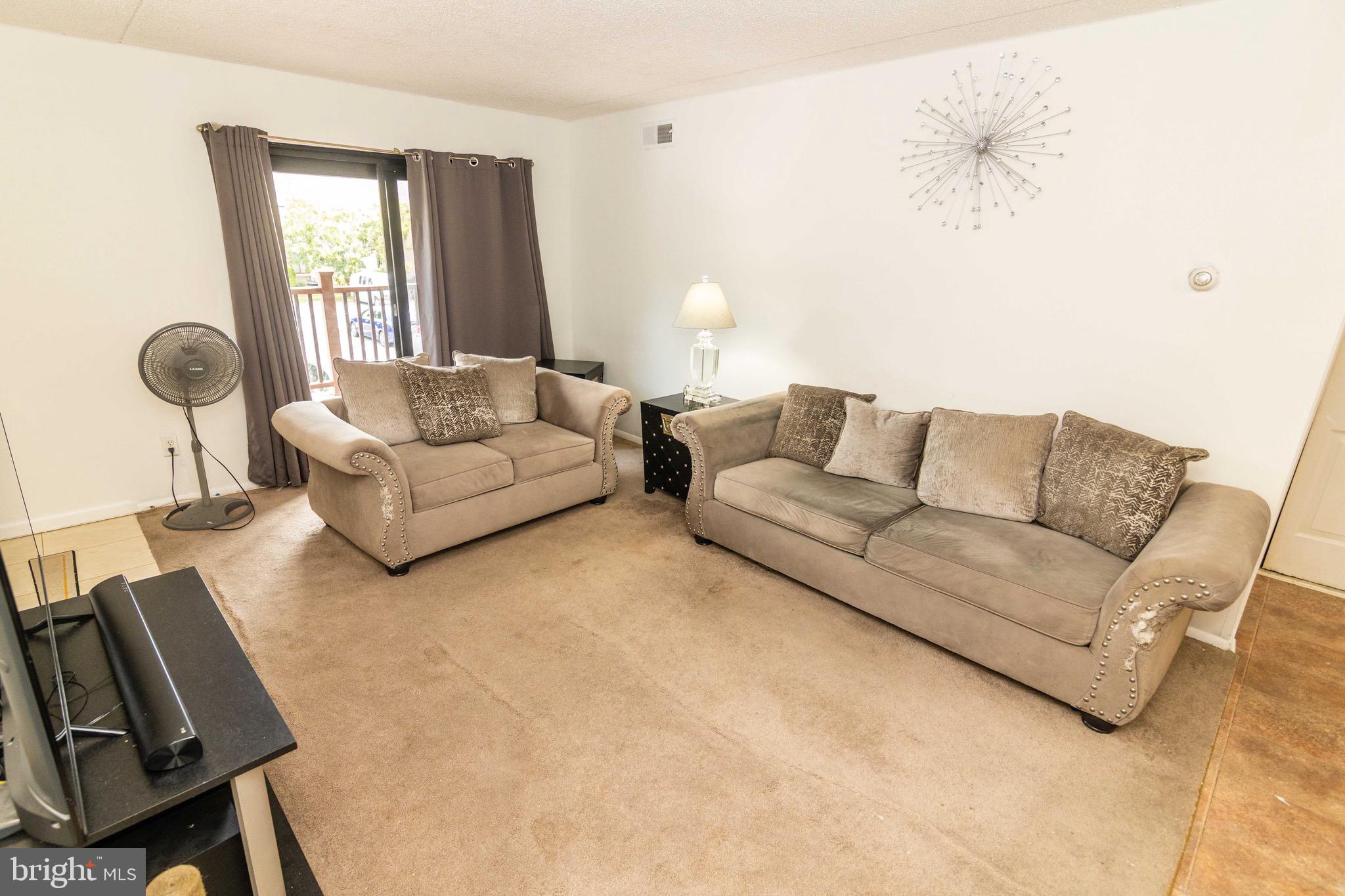 HILLTOP - Residential