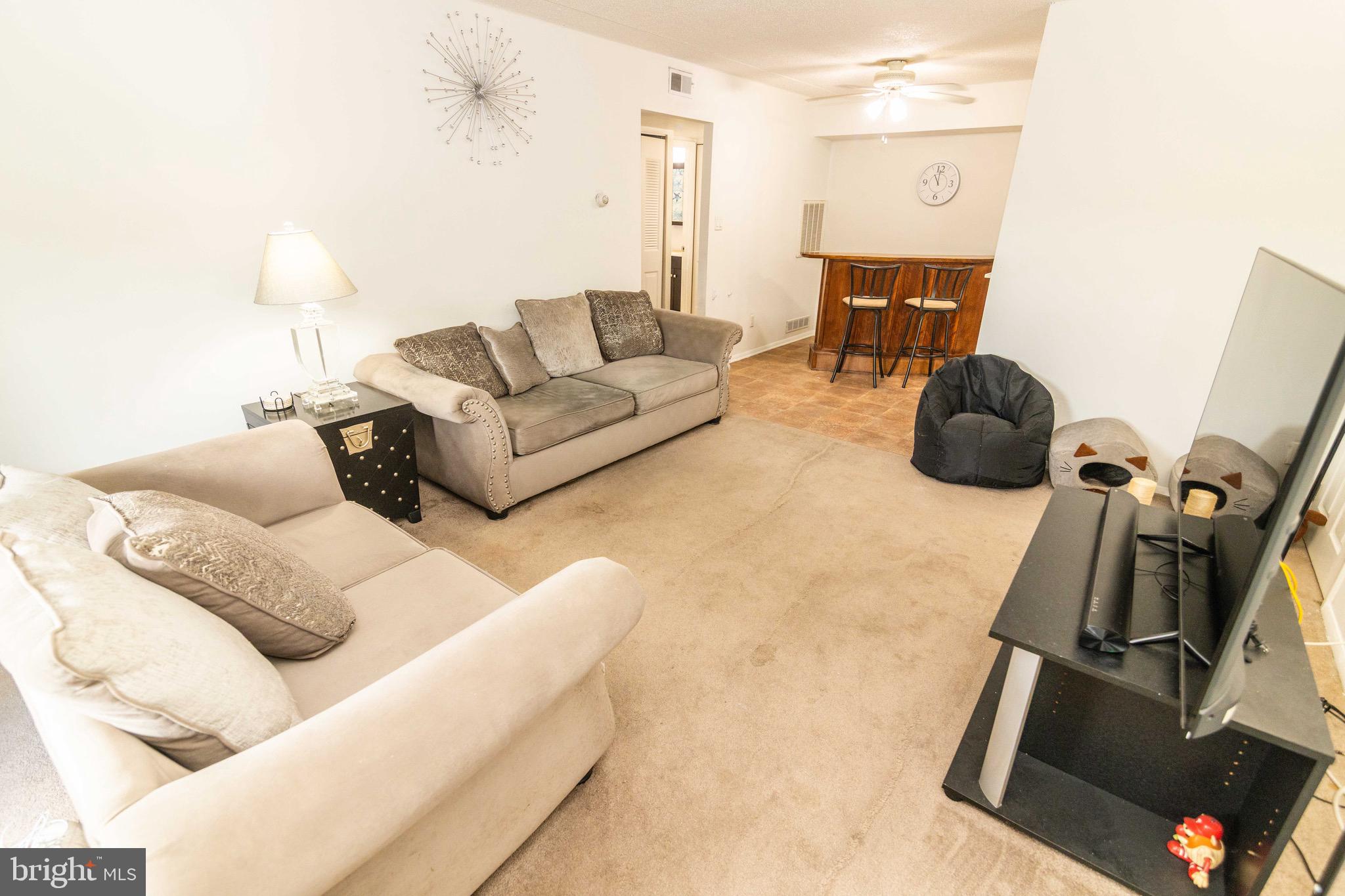 HILLTOP - Residential