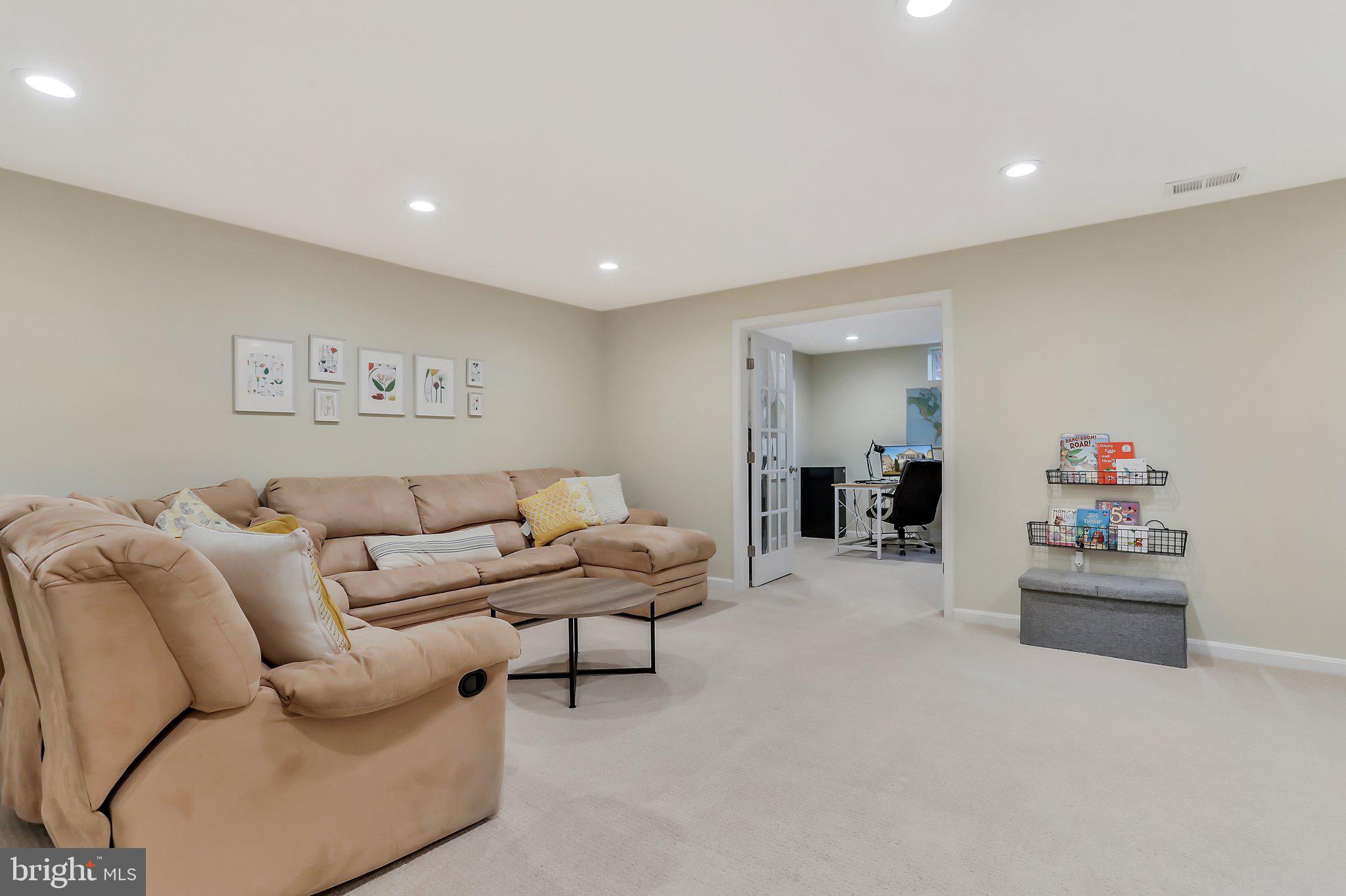 HUNTFIELD - Residential