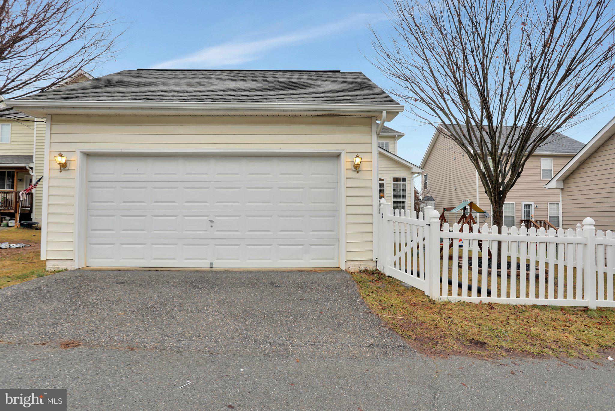 HUNTFIELD - Residential