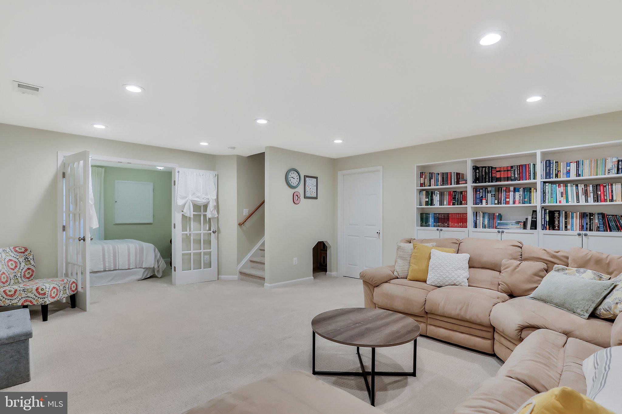 HUNTFIELD - Residential