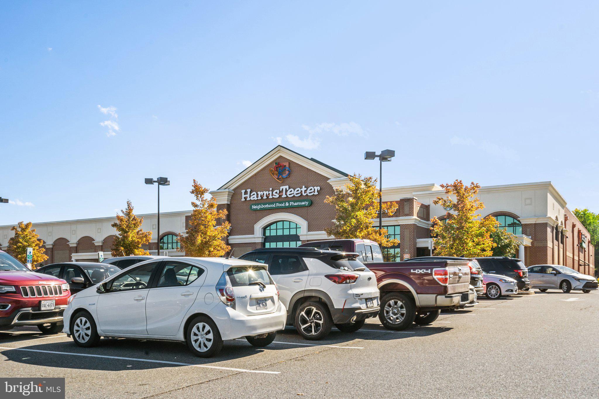 HEATHCOTE COMMONS CONDOMINIUMS - Residential Lease