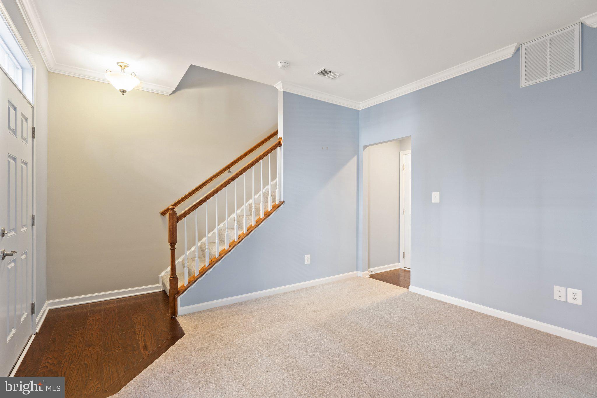 HEATHCOTE COMMONS CONDOMINIUMS - Residential Lease