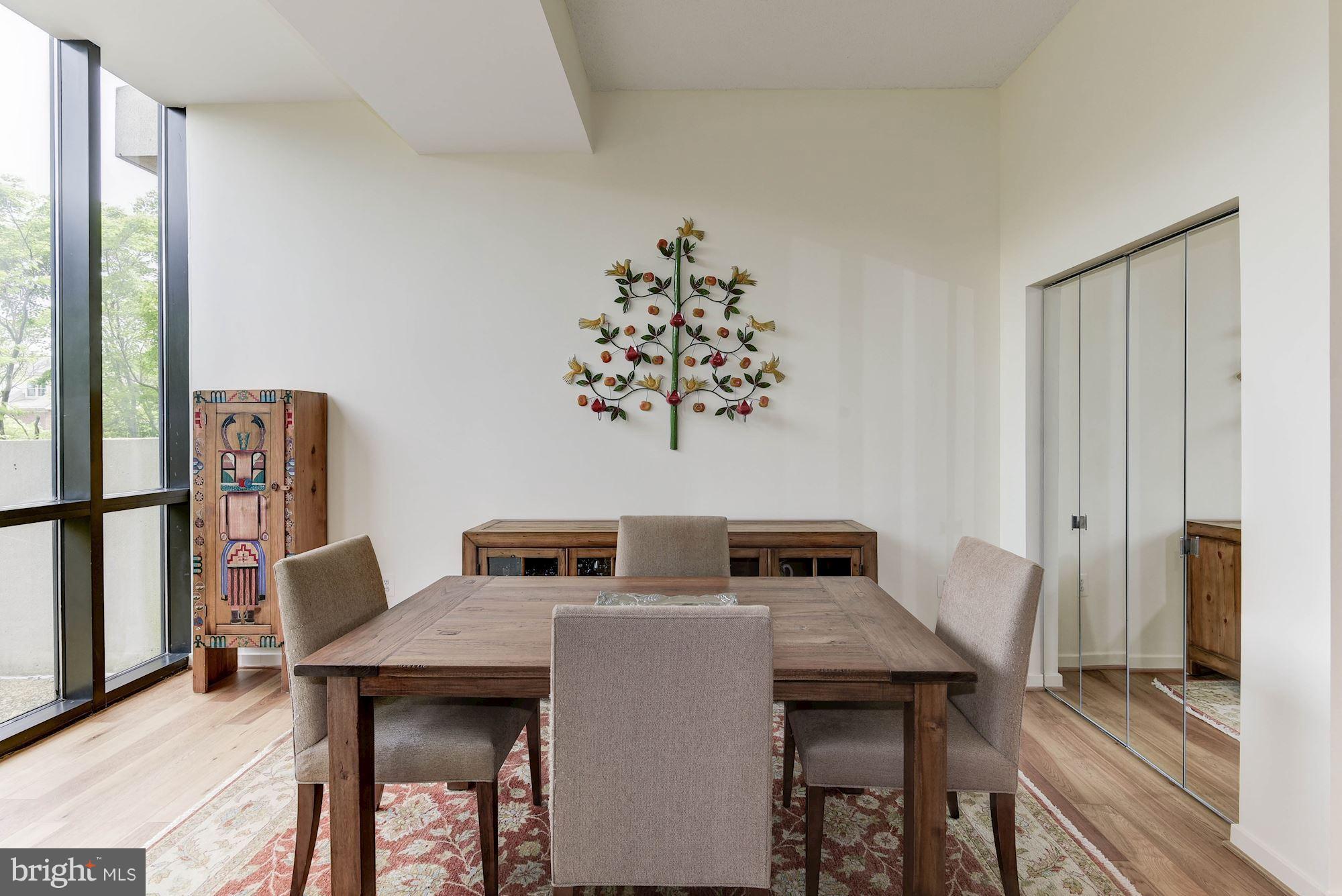 ROSSLYN - Residential