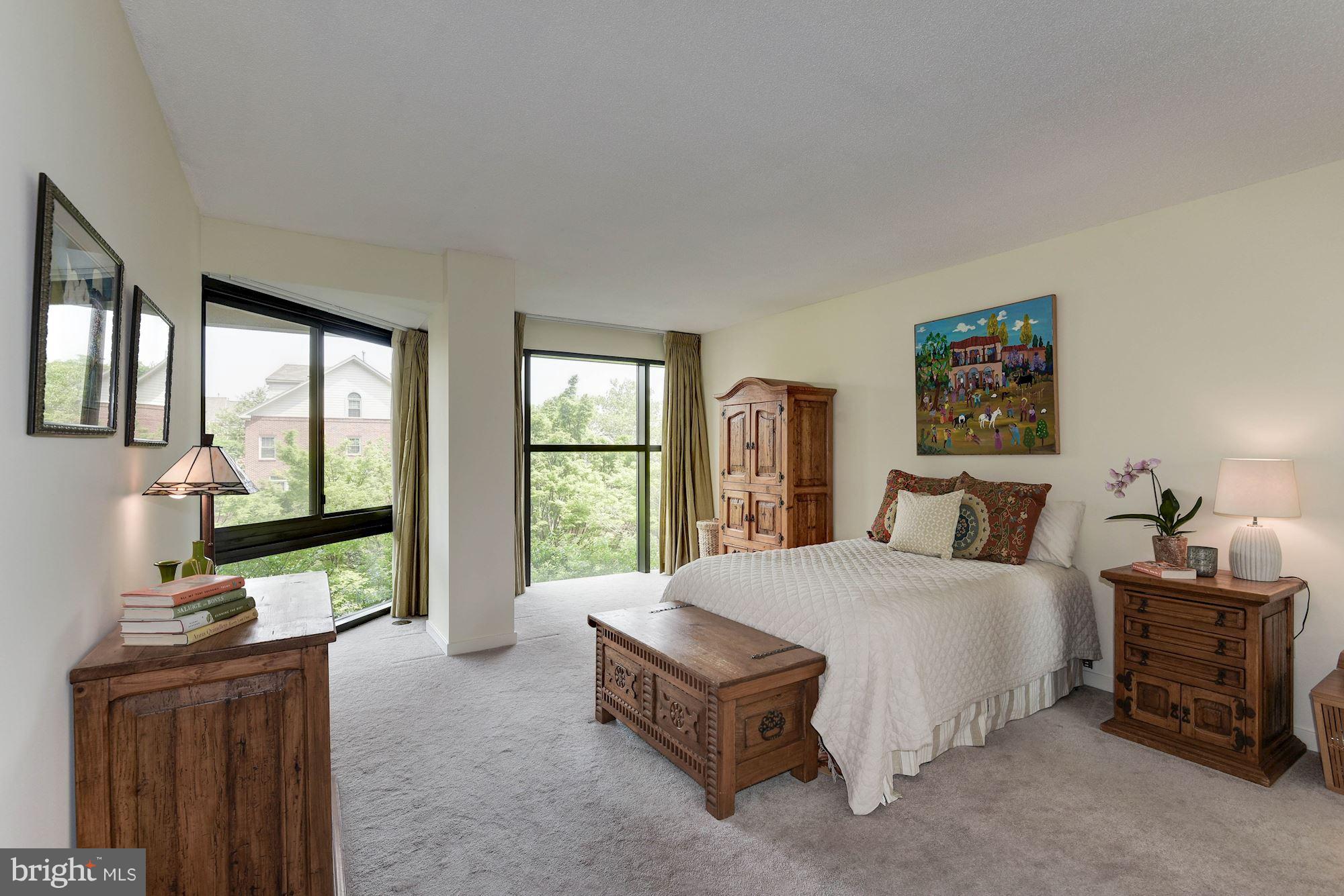 ROSSLYN - Residential