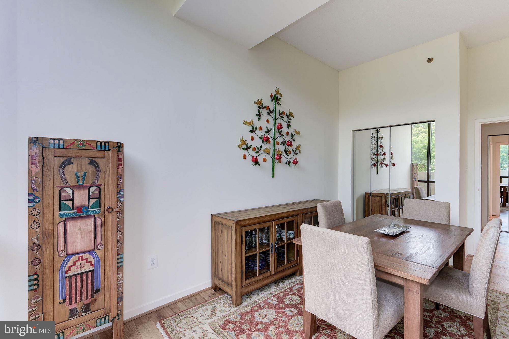 ROSSLYN - Residential