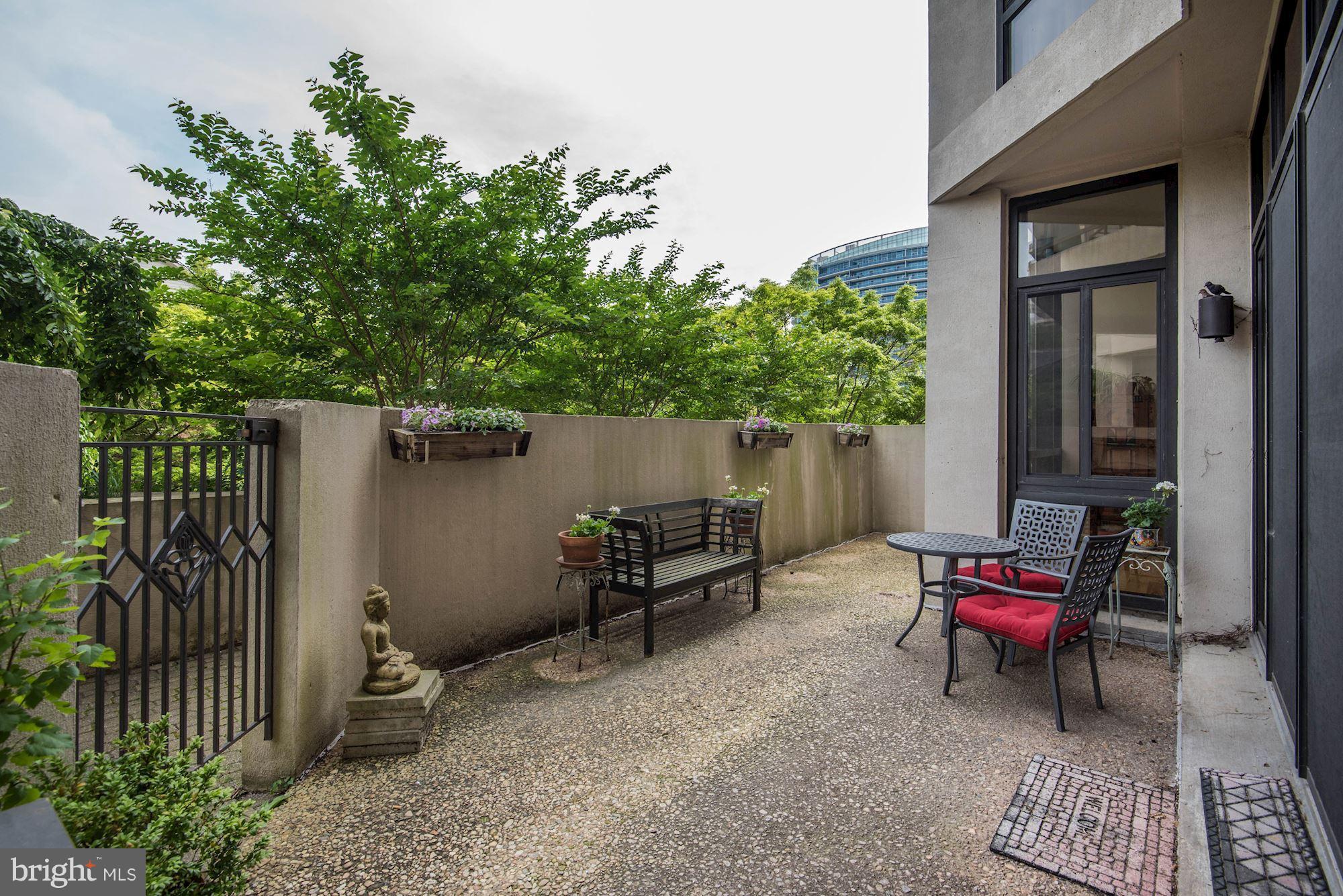 ROSSLYN - Residential