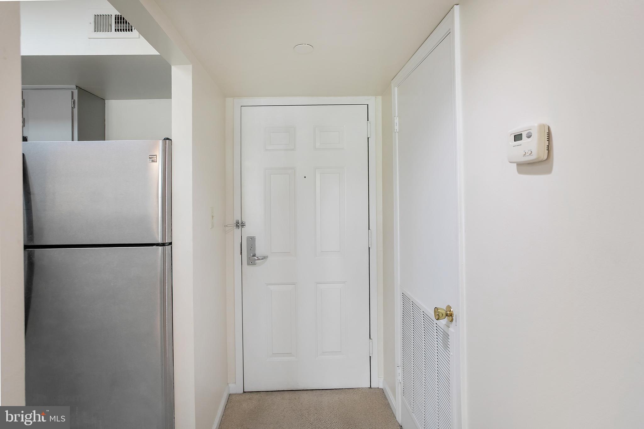 1001 N RANDOLPH STREET 215