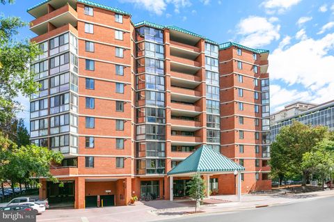 1001 N RANDOLPH STREET 215 ARLINGTON VA 22201