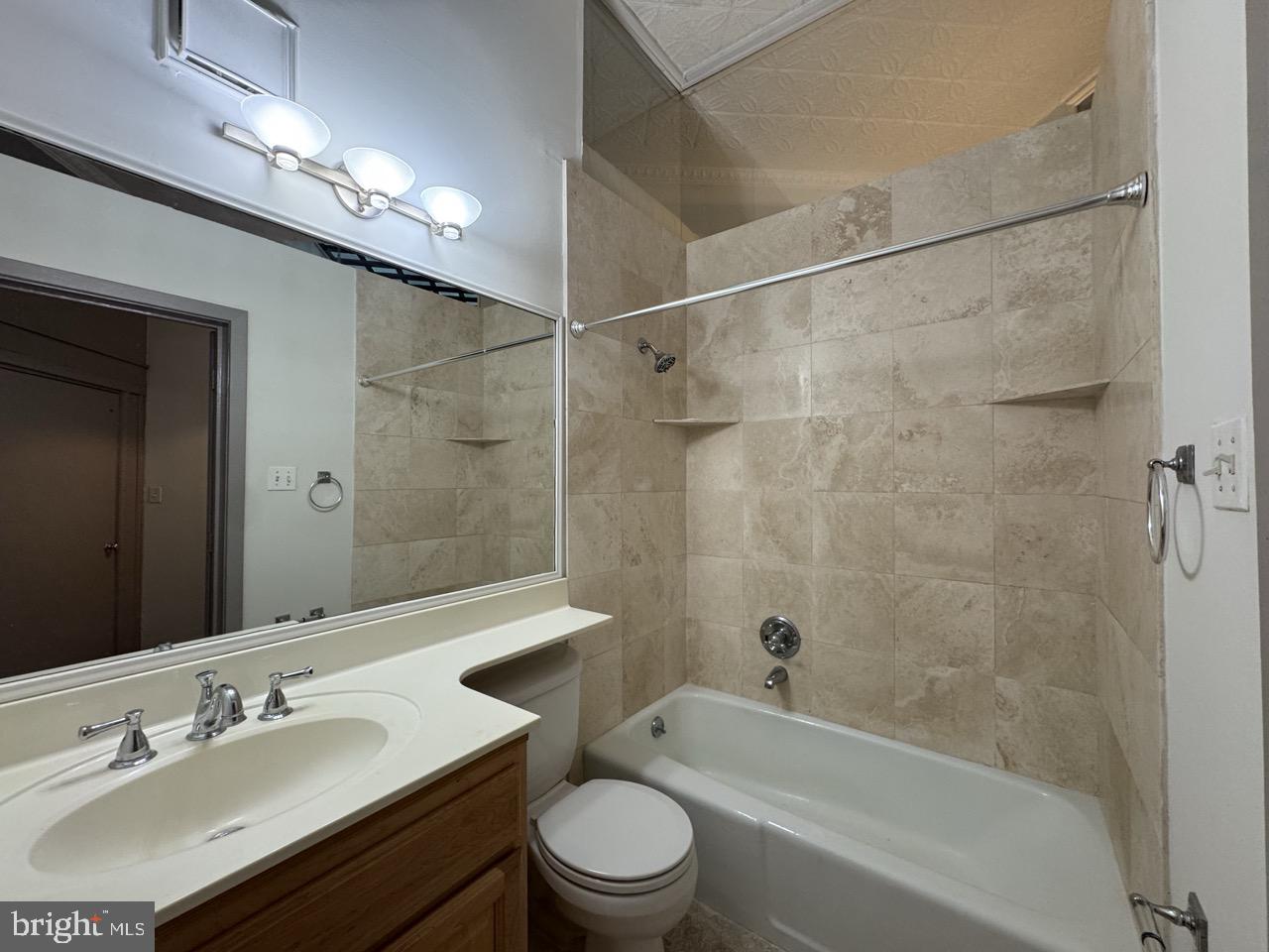 FELLS POINT HISTORIC DISTRICT - Residential Lease