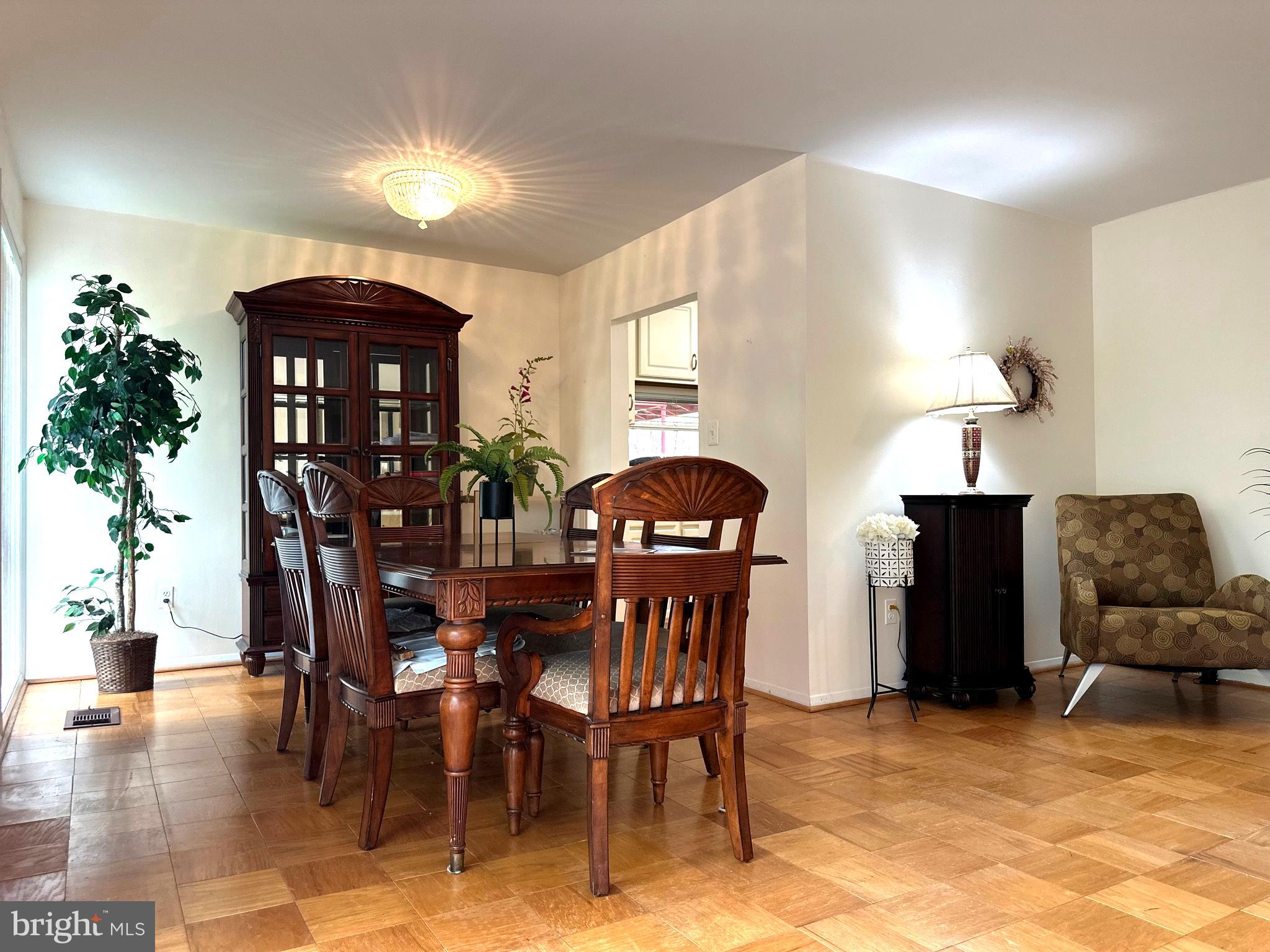 THUNDER HILL - Residential