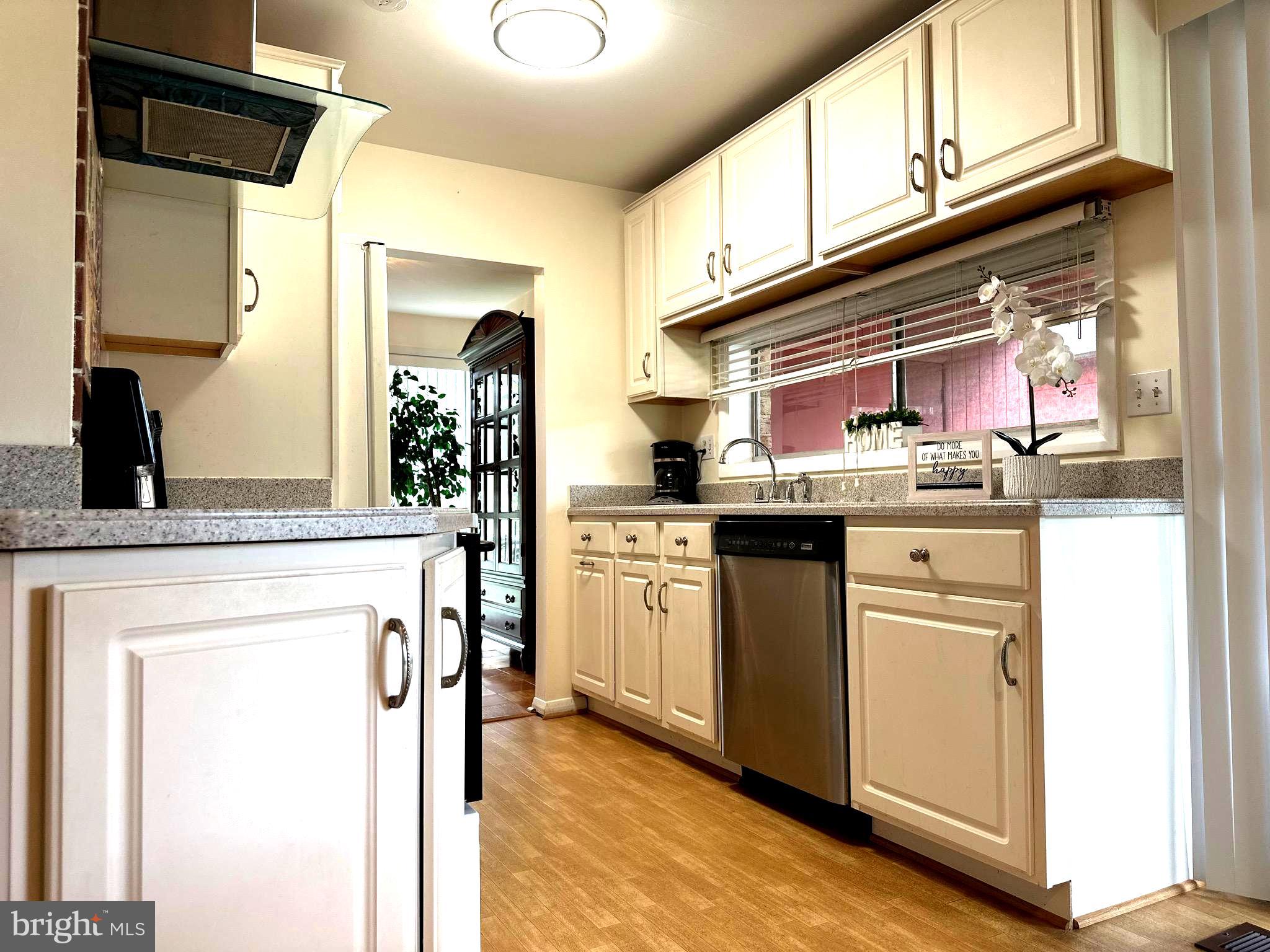 THUNDER HILL - Residential