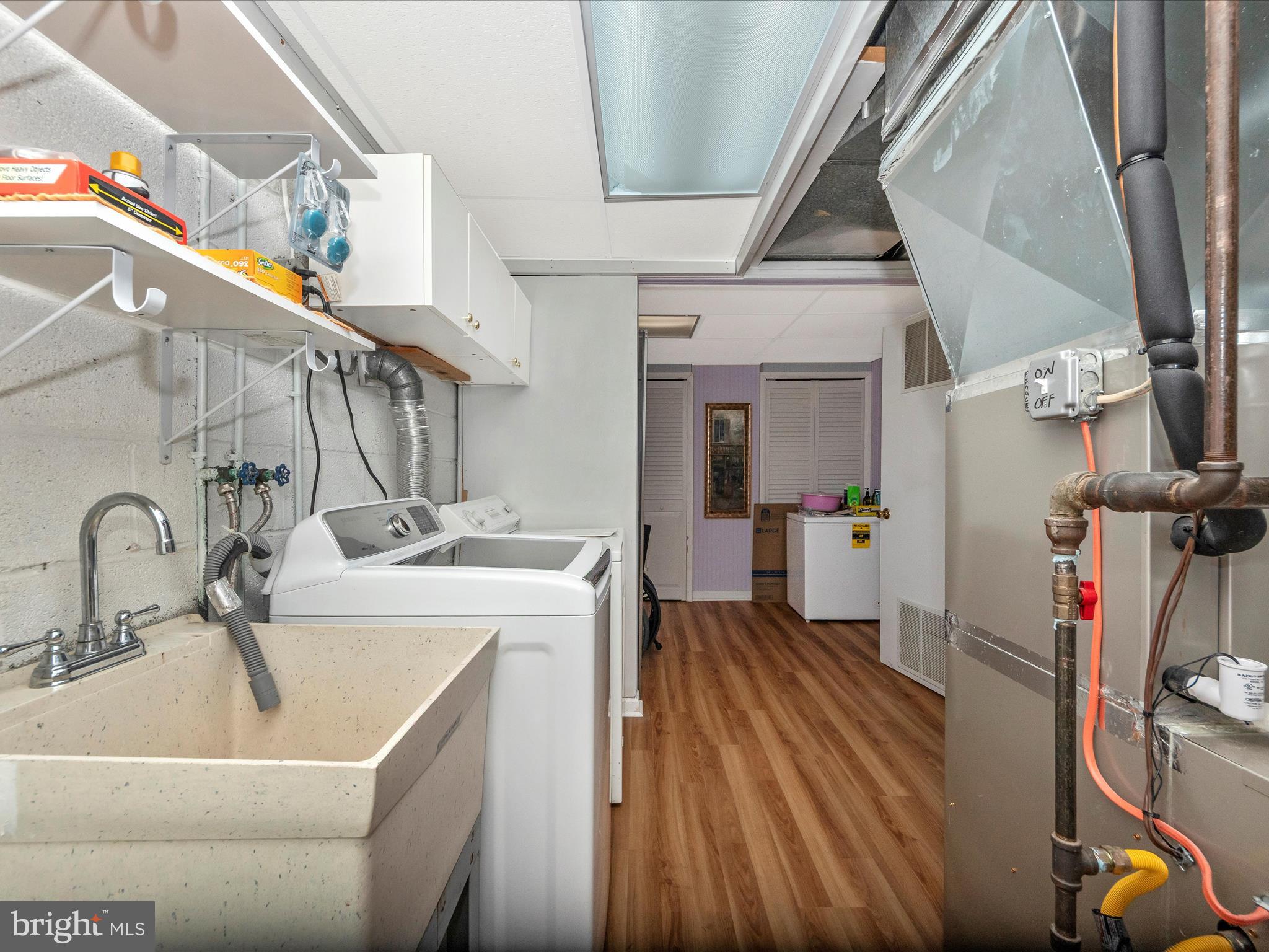 THUNDER HILL - Residential