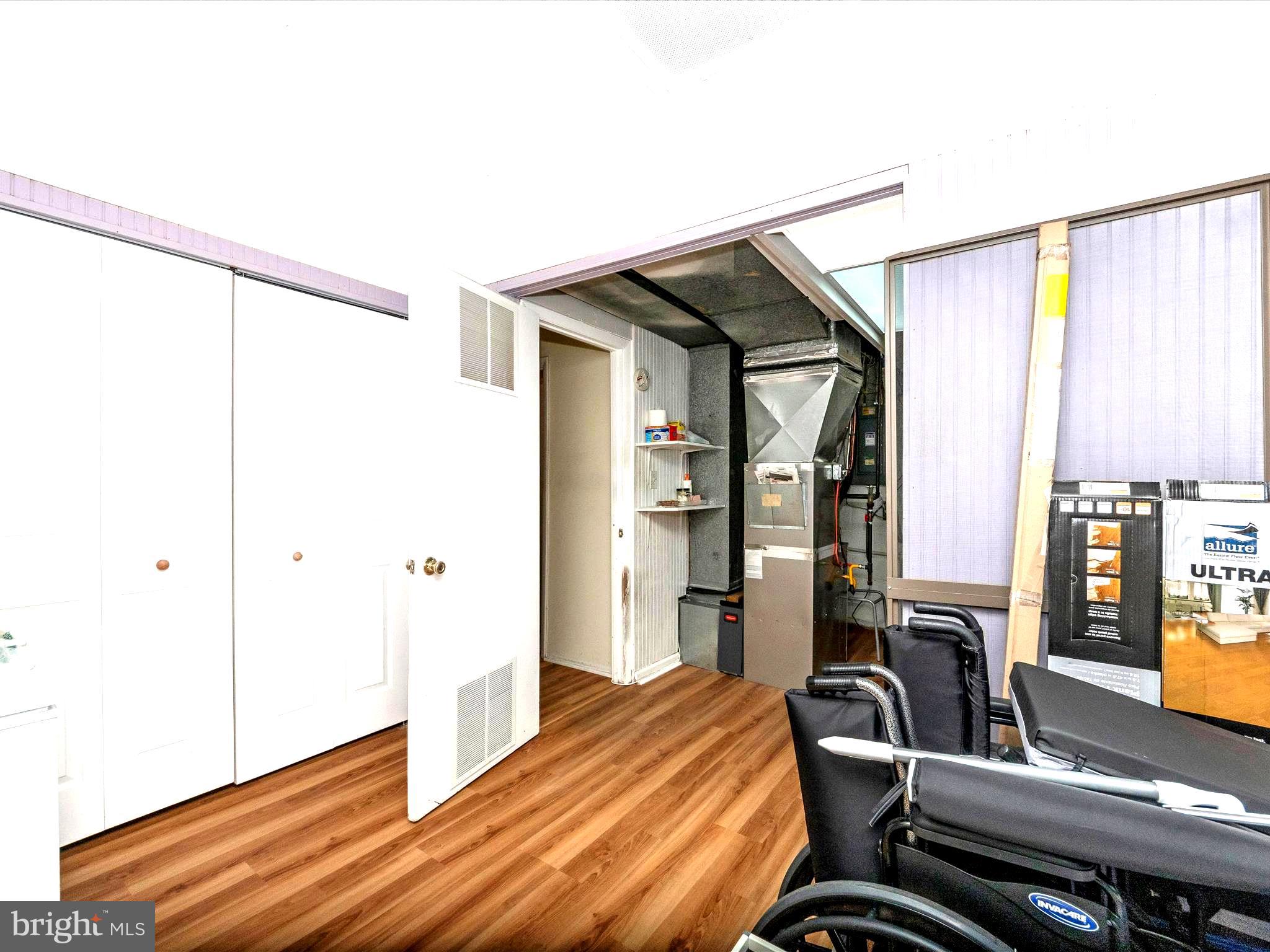 THUNDER HILL - Residential