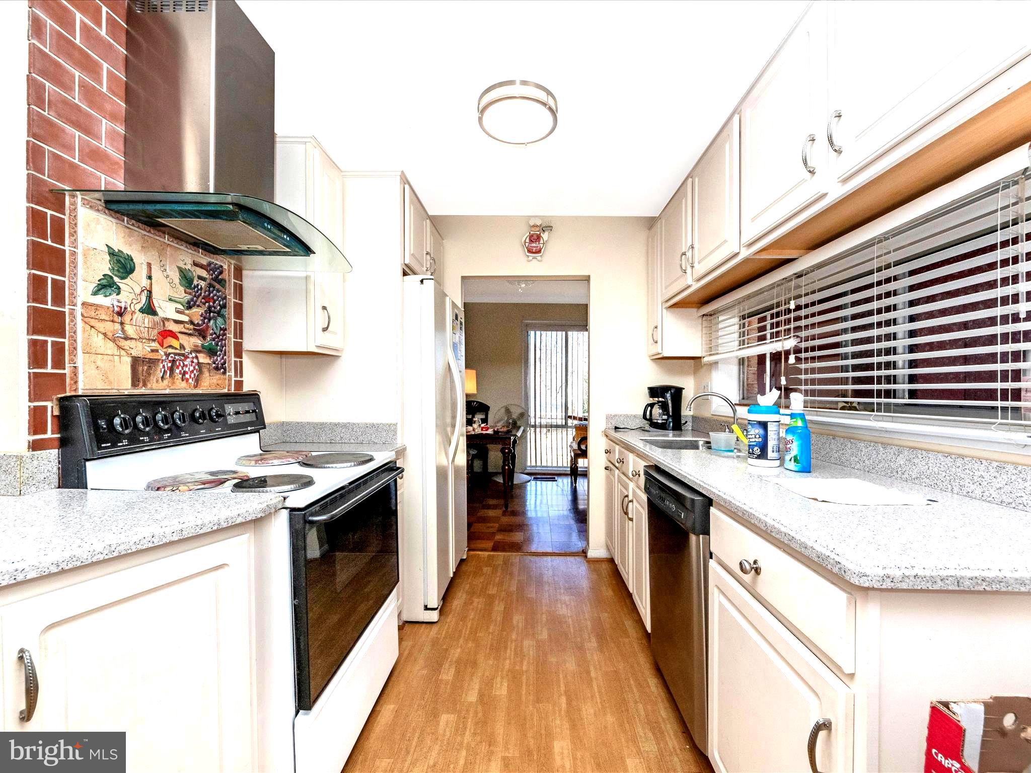 THUNDER HILL - Residential