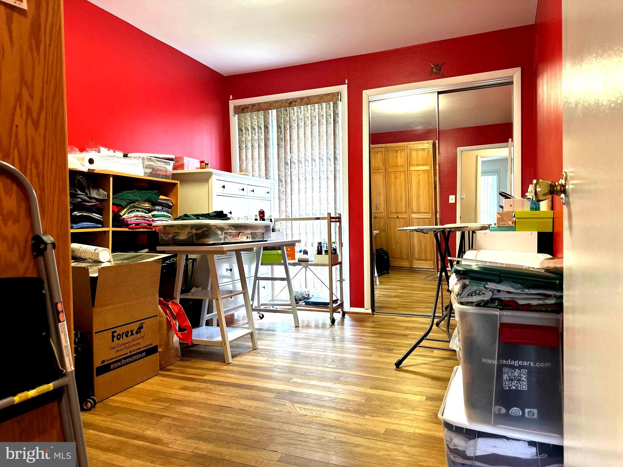 THUNDER HILL - Residential