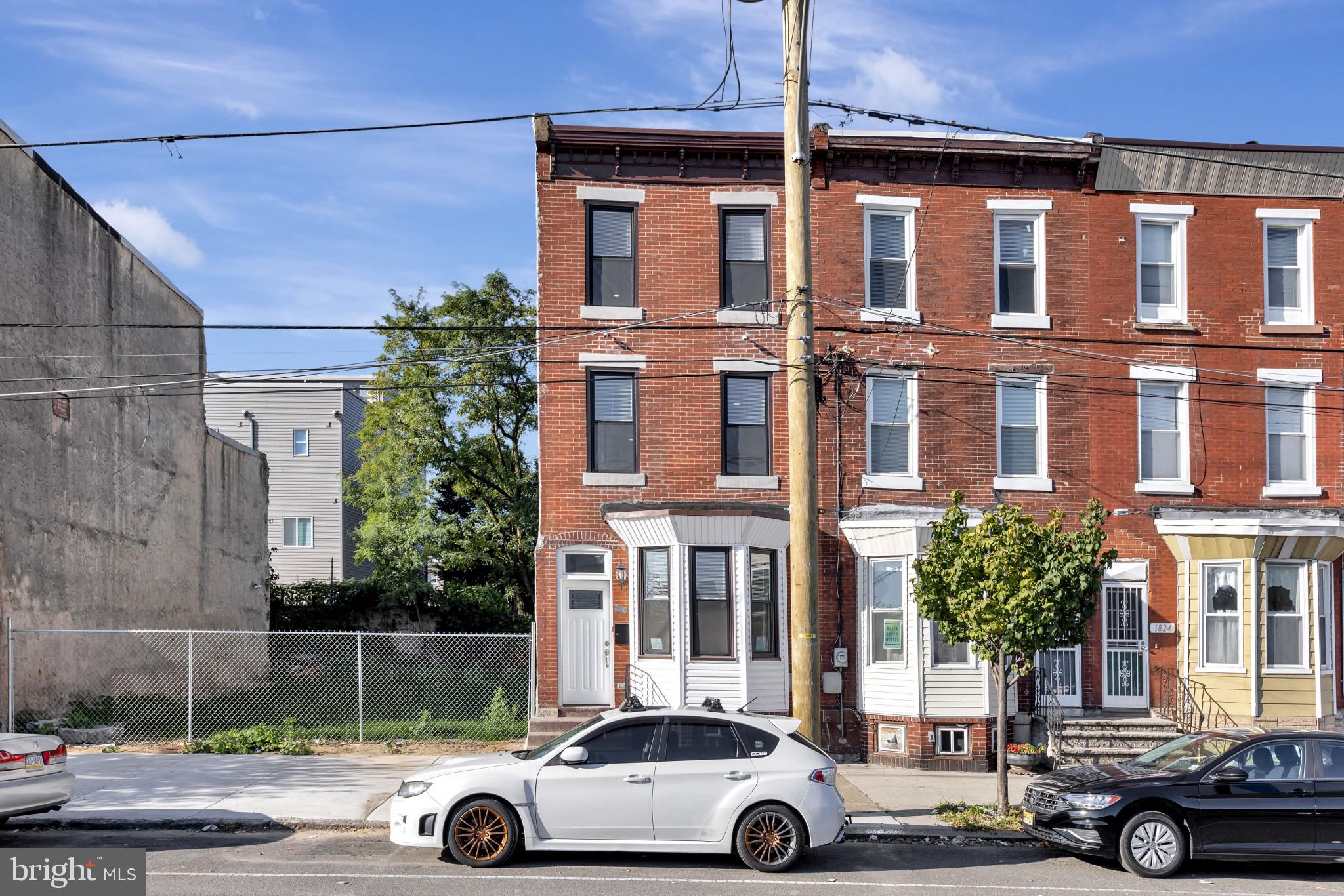 EAST KENSINGTON - Residential
