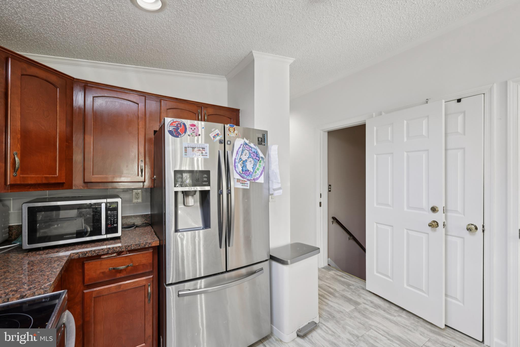 SIGNAL HILL - Residential